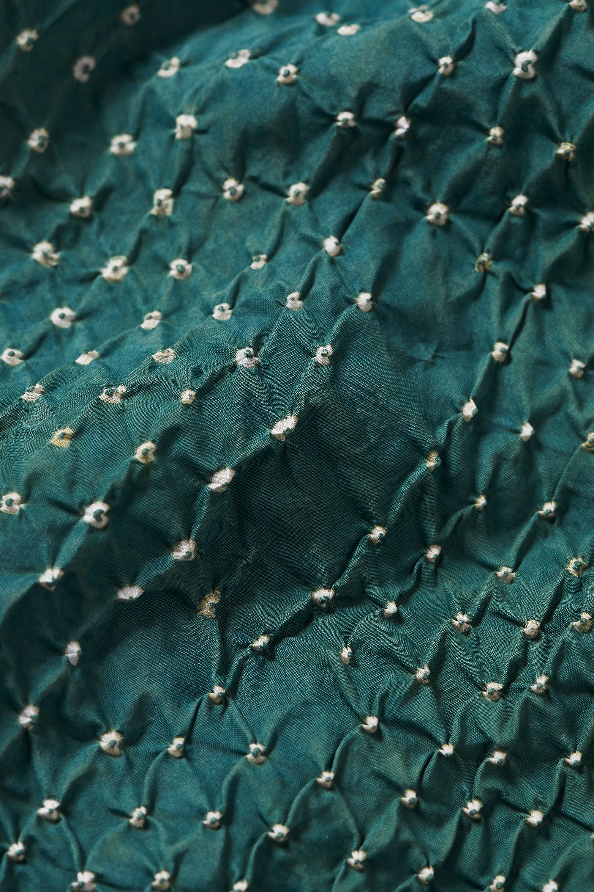 KNEE-LENGTH FINE SILK DRESS