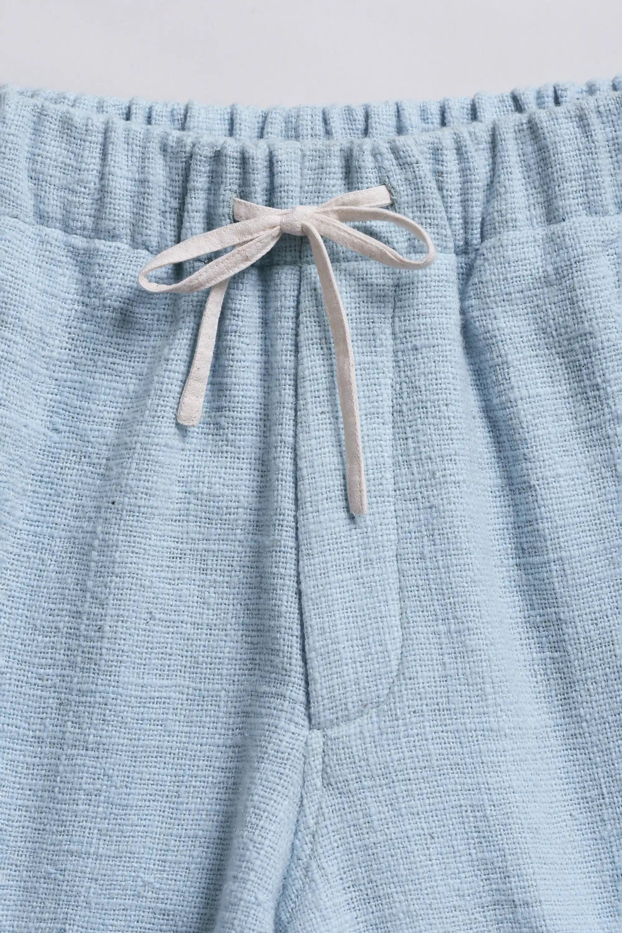 Waist close-up with drawstring