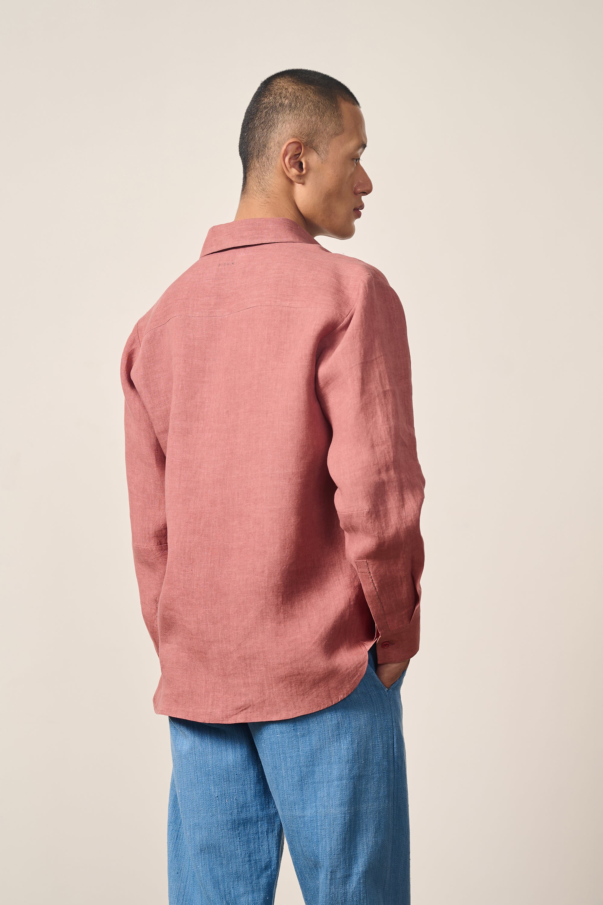 RELAXED FIT LINEN SHIRT IN ROUGE PINK