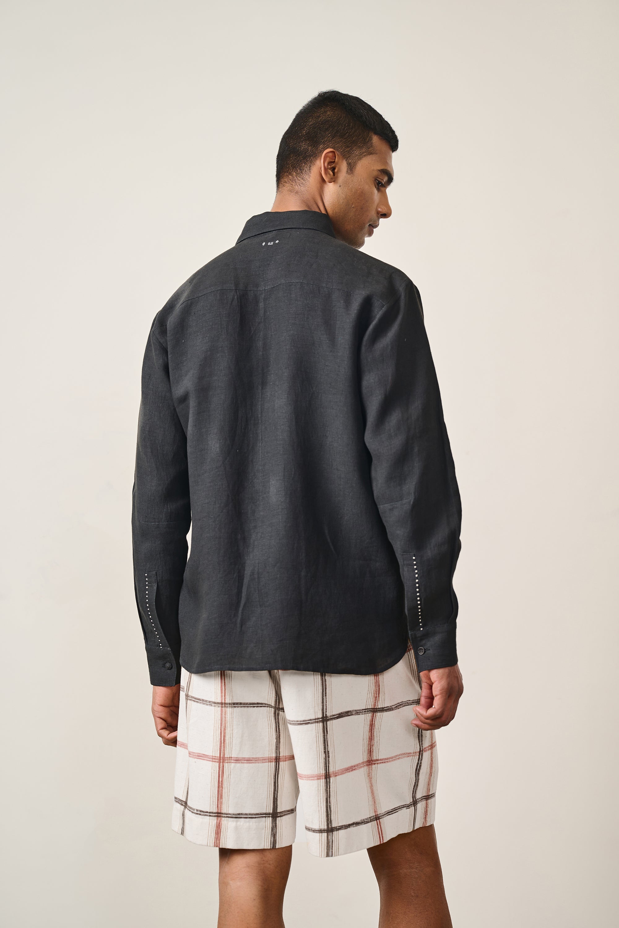 Relaxed Fit Linen Shirt in Black