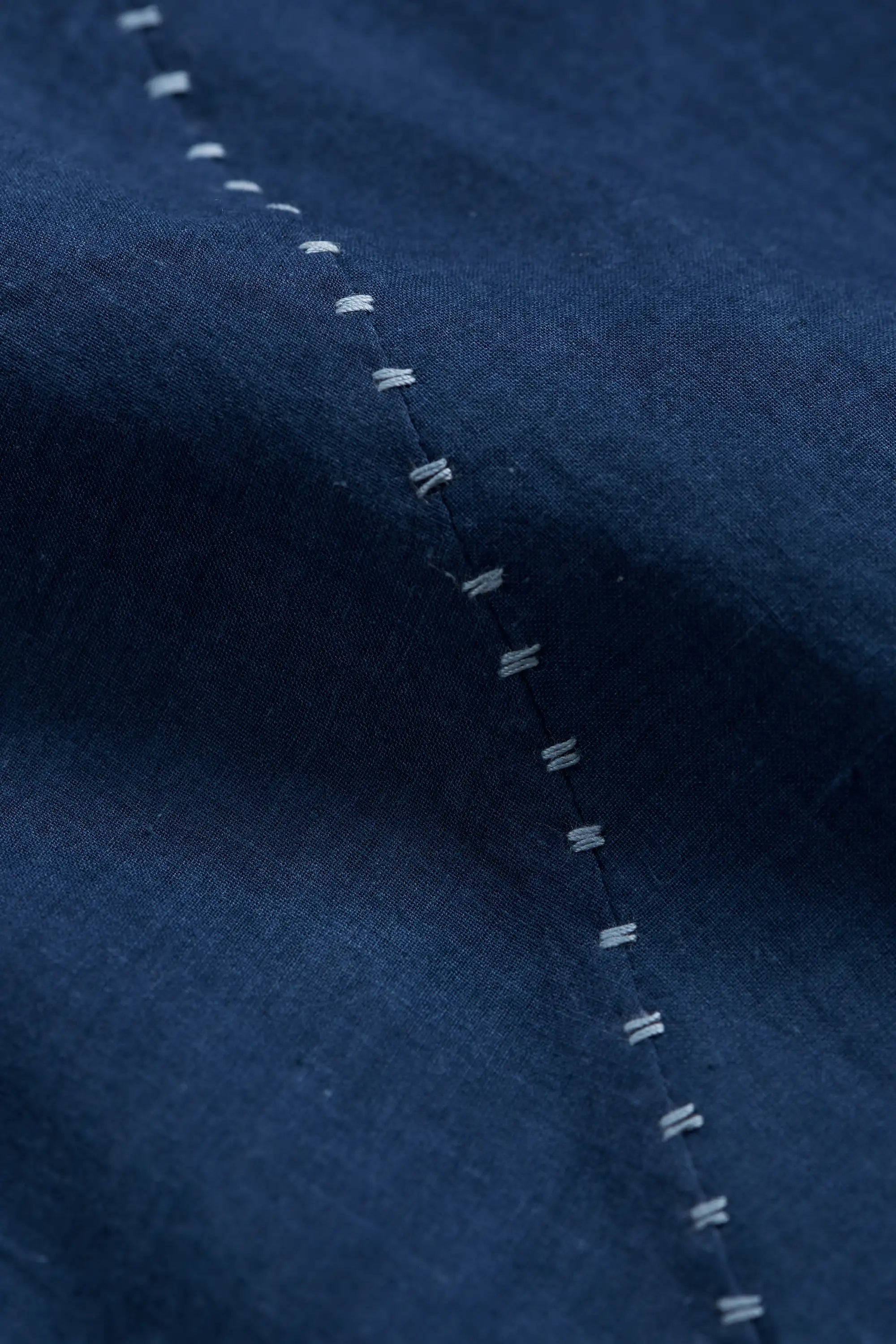 Elton Mul Cotton Shirt in Medium Indigo