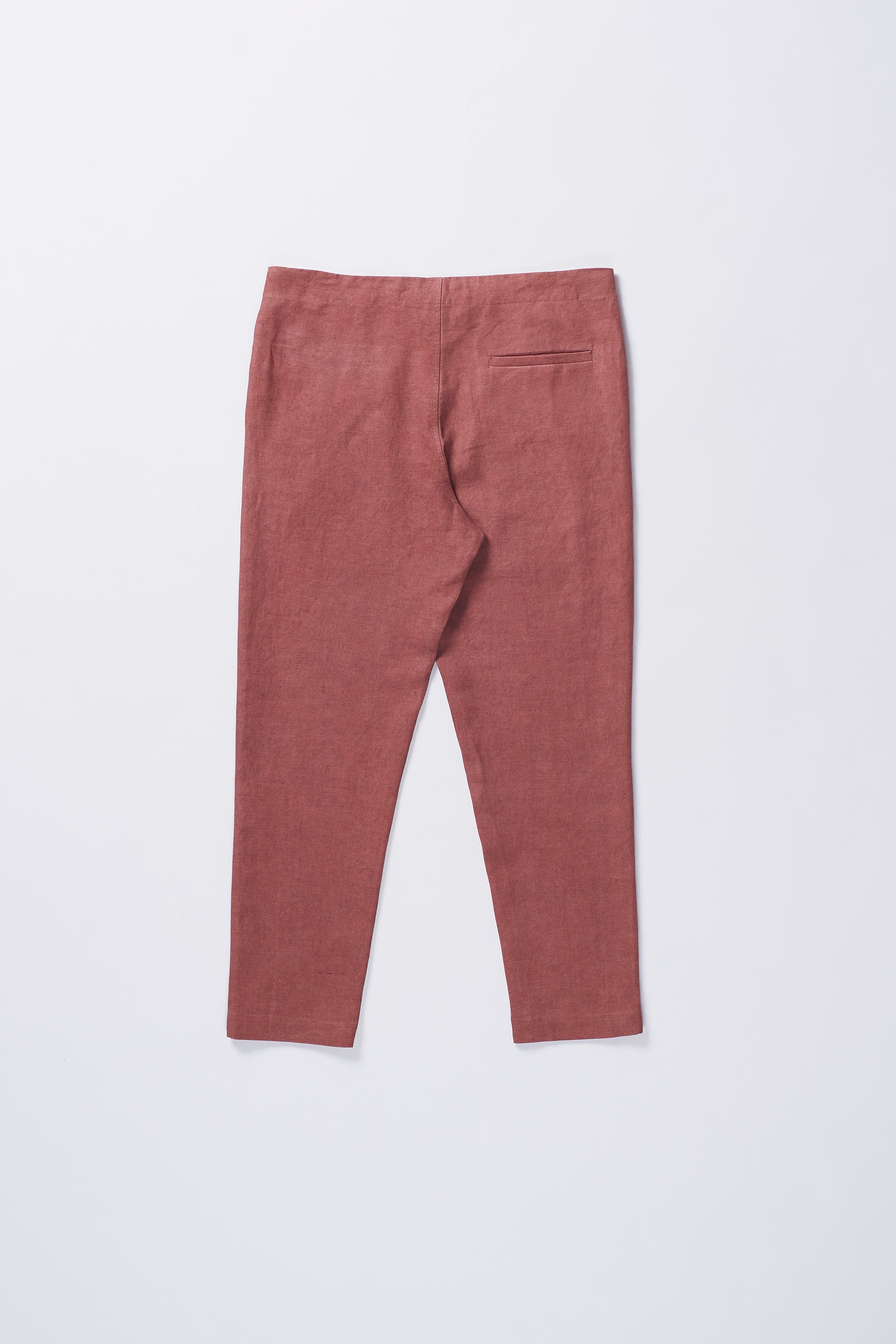 Back image of a rouge pink pant