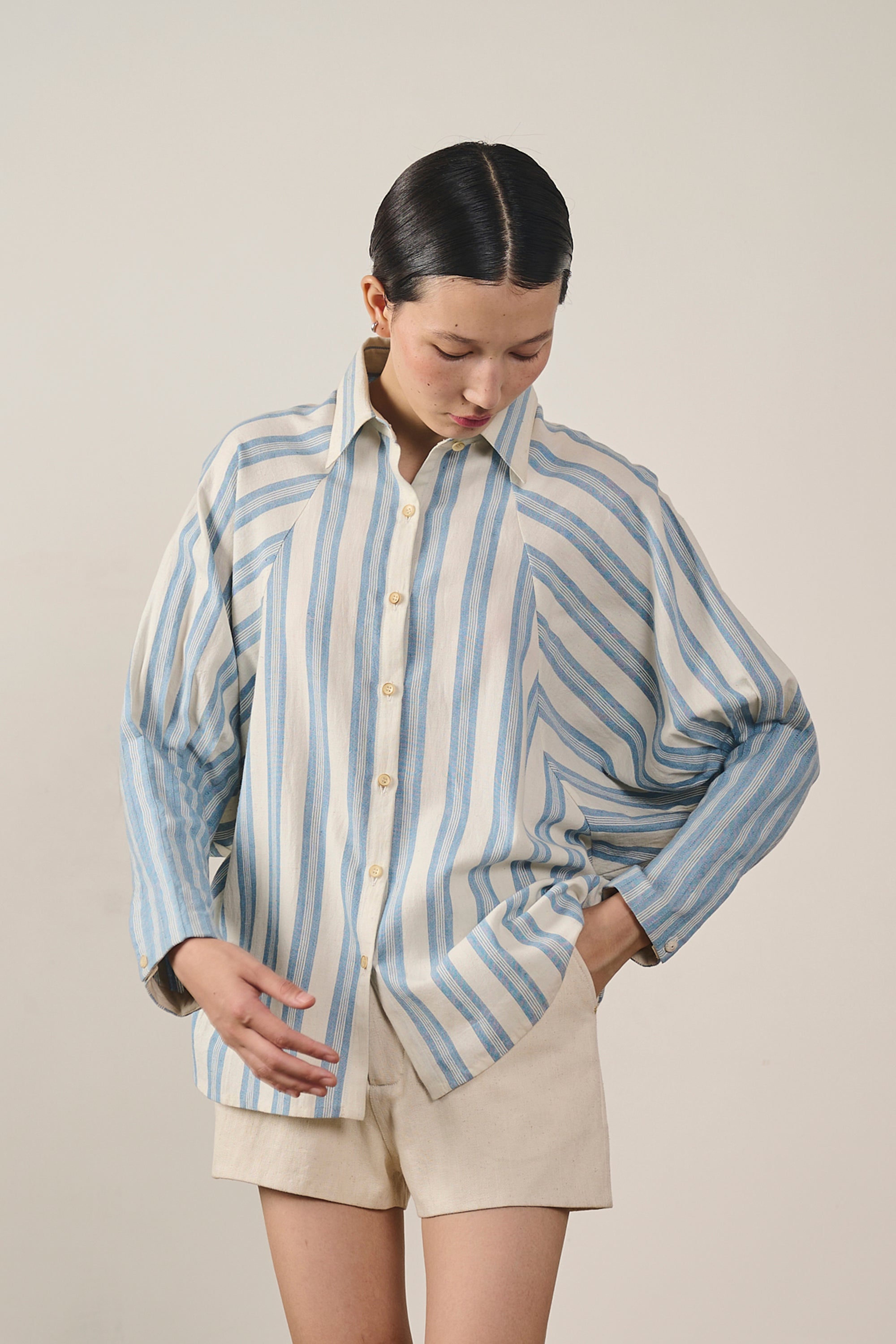 STRIPED RAGLAN SLEEVE SHIRT