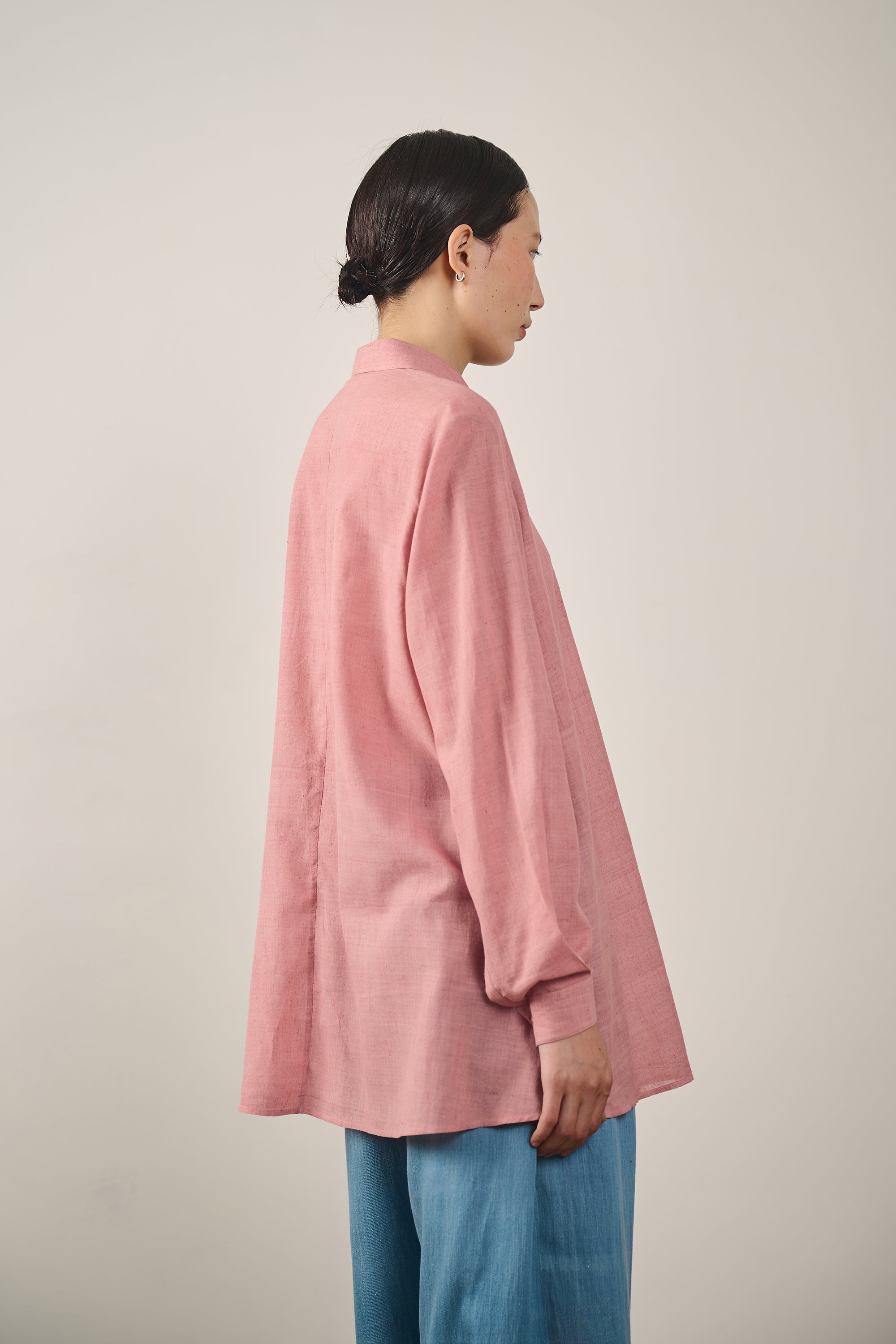 CONCEALED PLACKET SHIRT