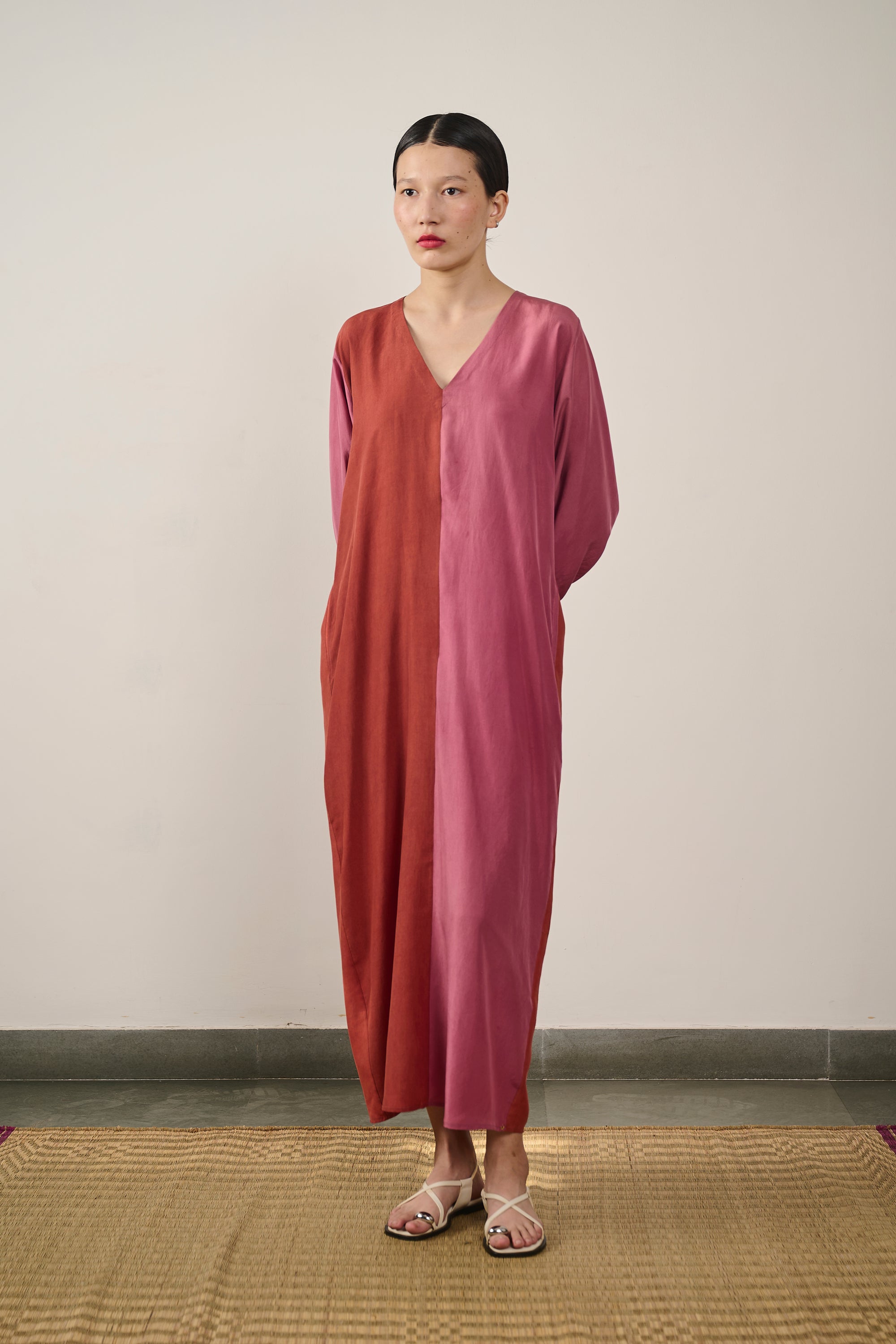COLOUR BLOCKED SILK DRESS