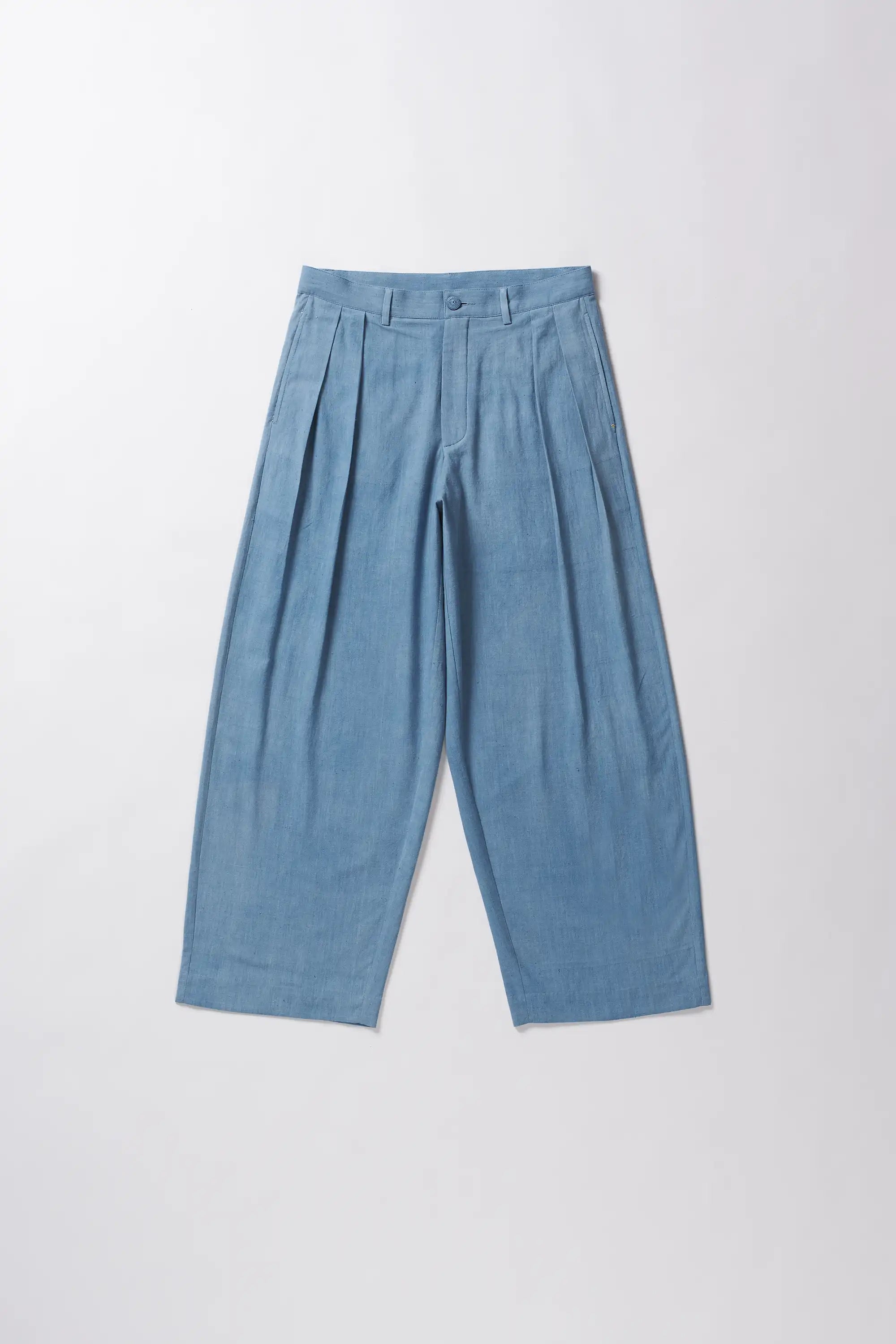 Powder blue pleated pant