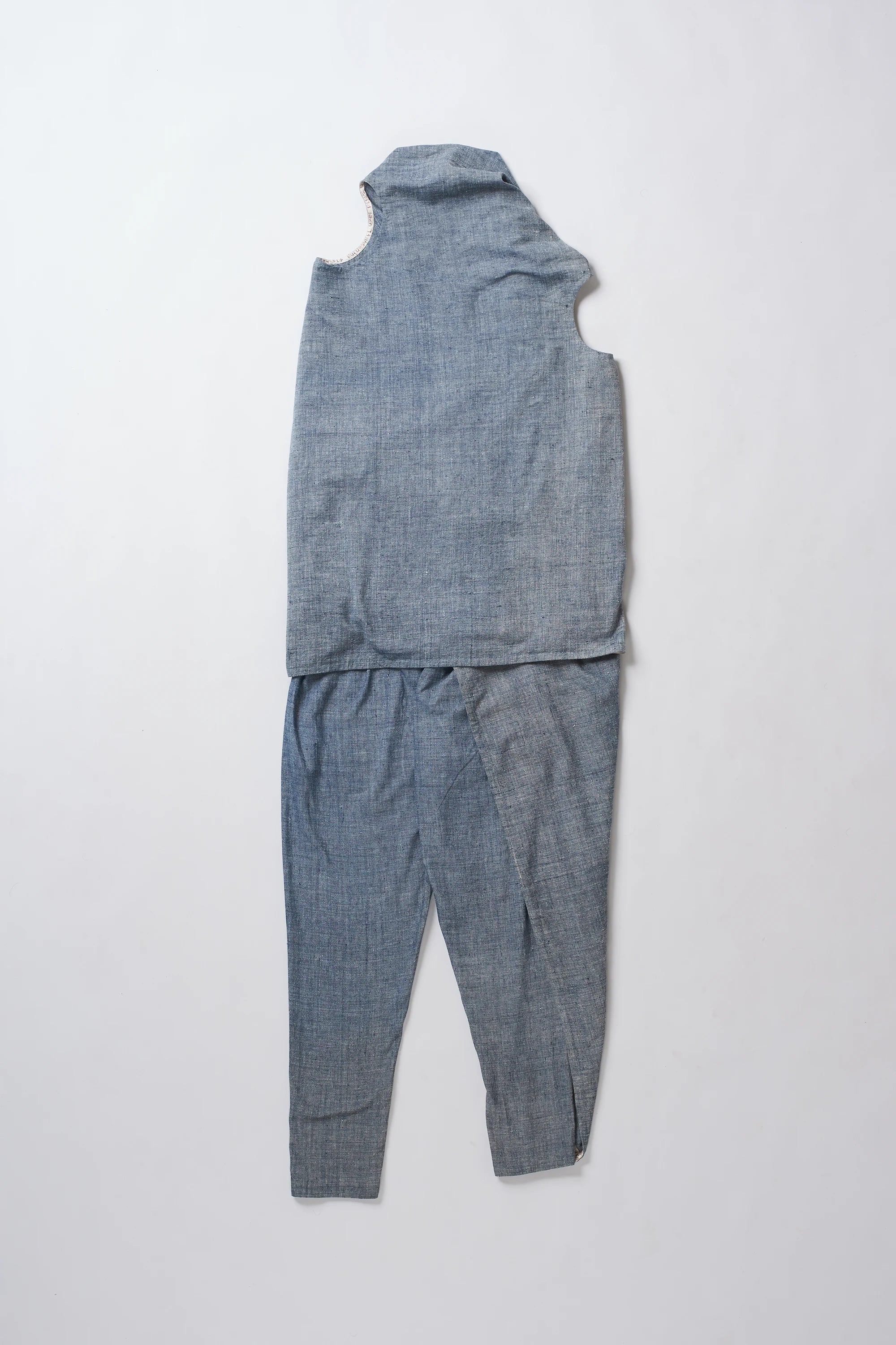 Signature Saree pants in chambray cotton