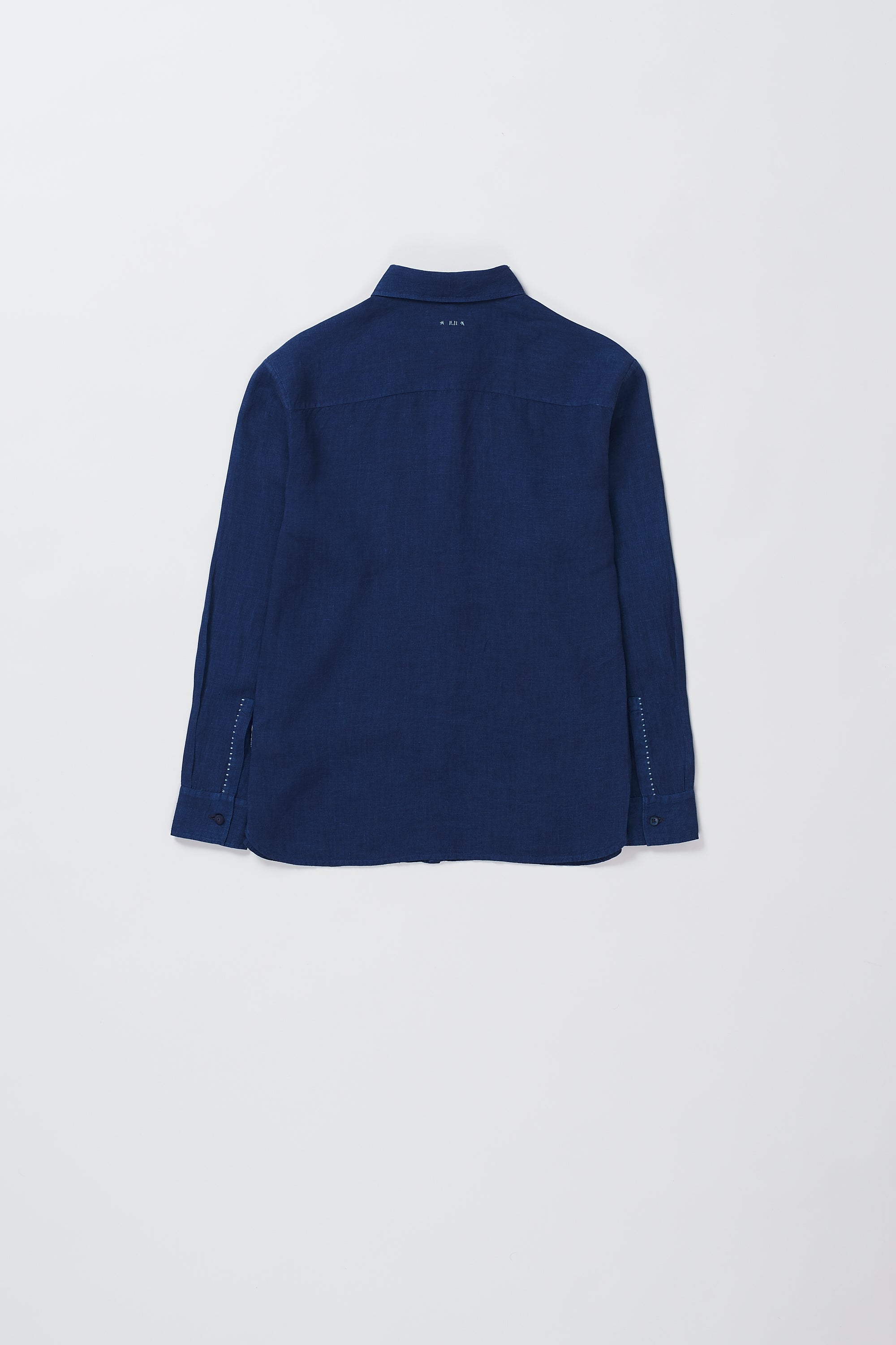 RELAXED FIT LINEN SHIRT IN MEDIUM INDIGO