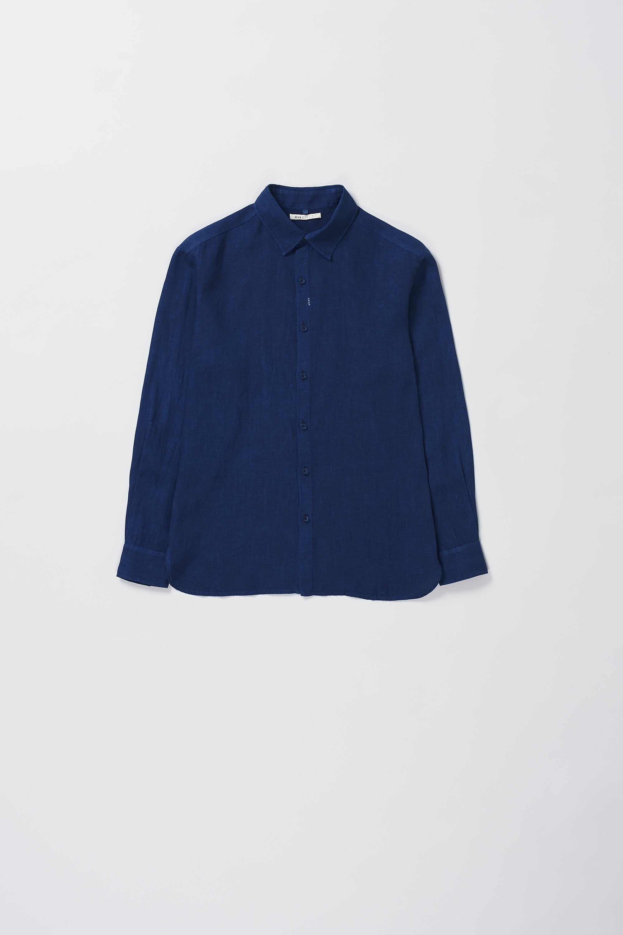 RELAXED FIT LINEN SHIRT IN MEDIUM INDIGO