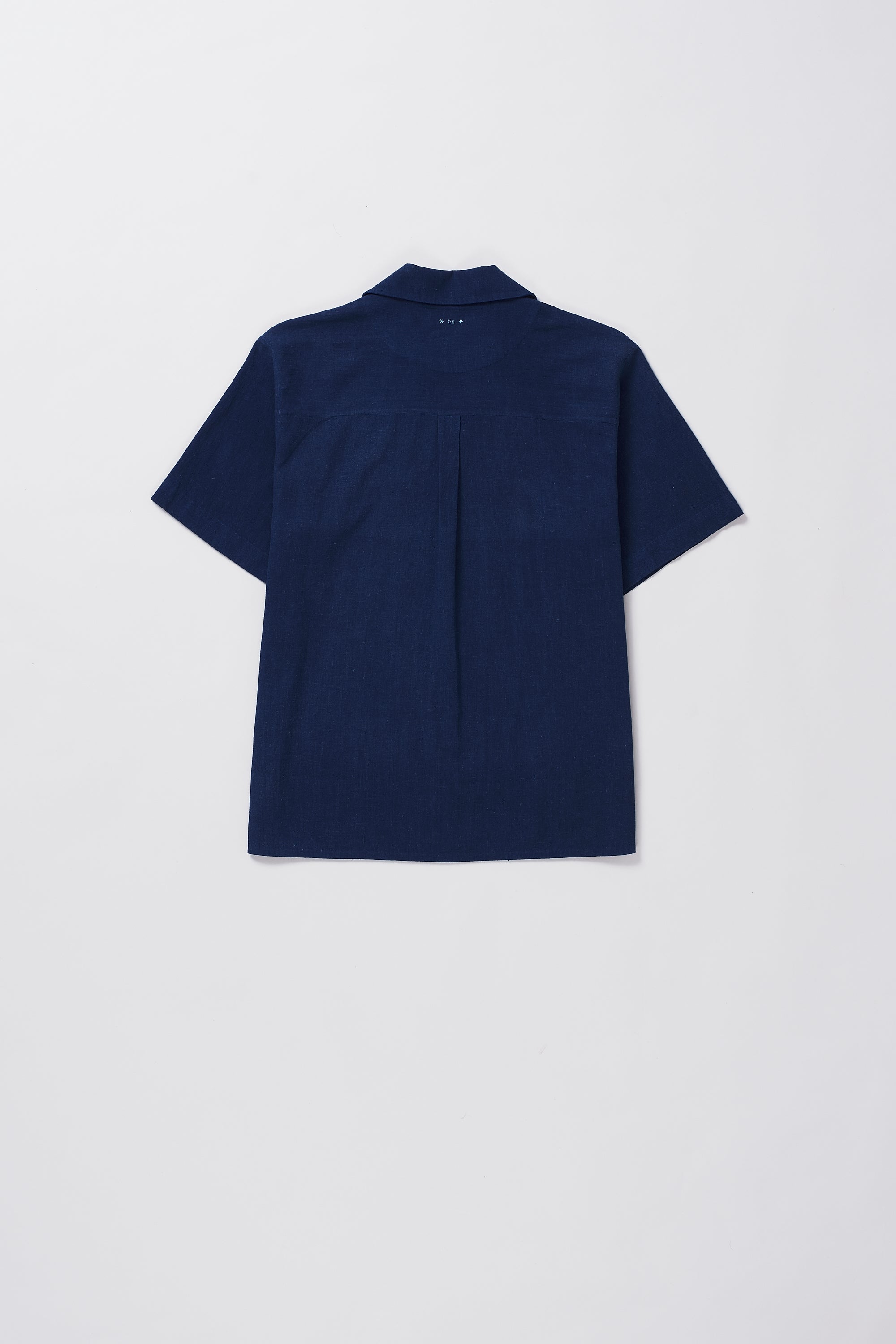 MEDIUM INDIGO CAMP COLLAR SHIRT