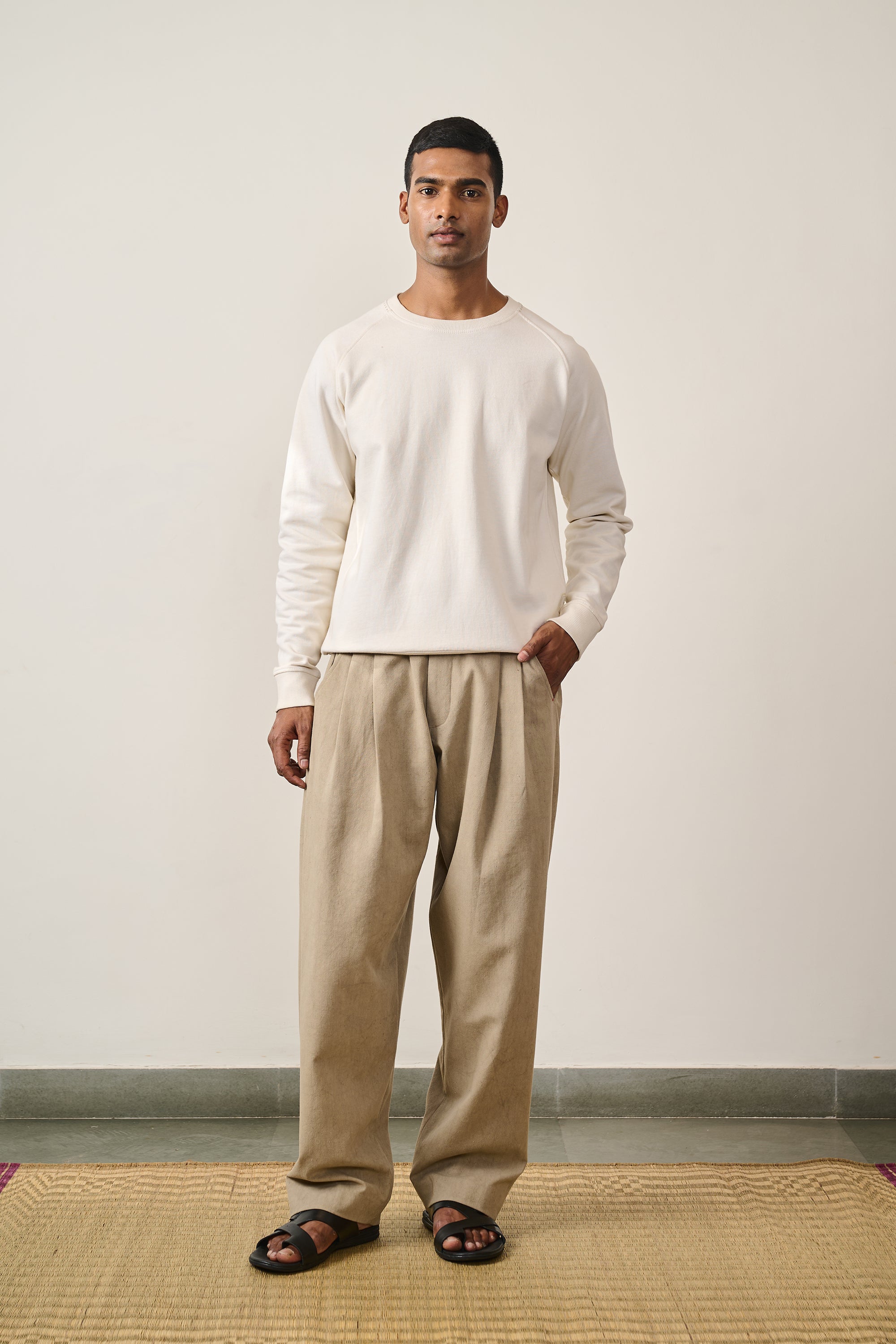 ECRU SWEATSHIRT