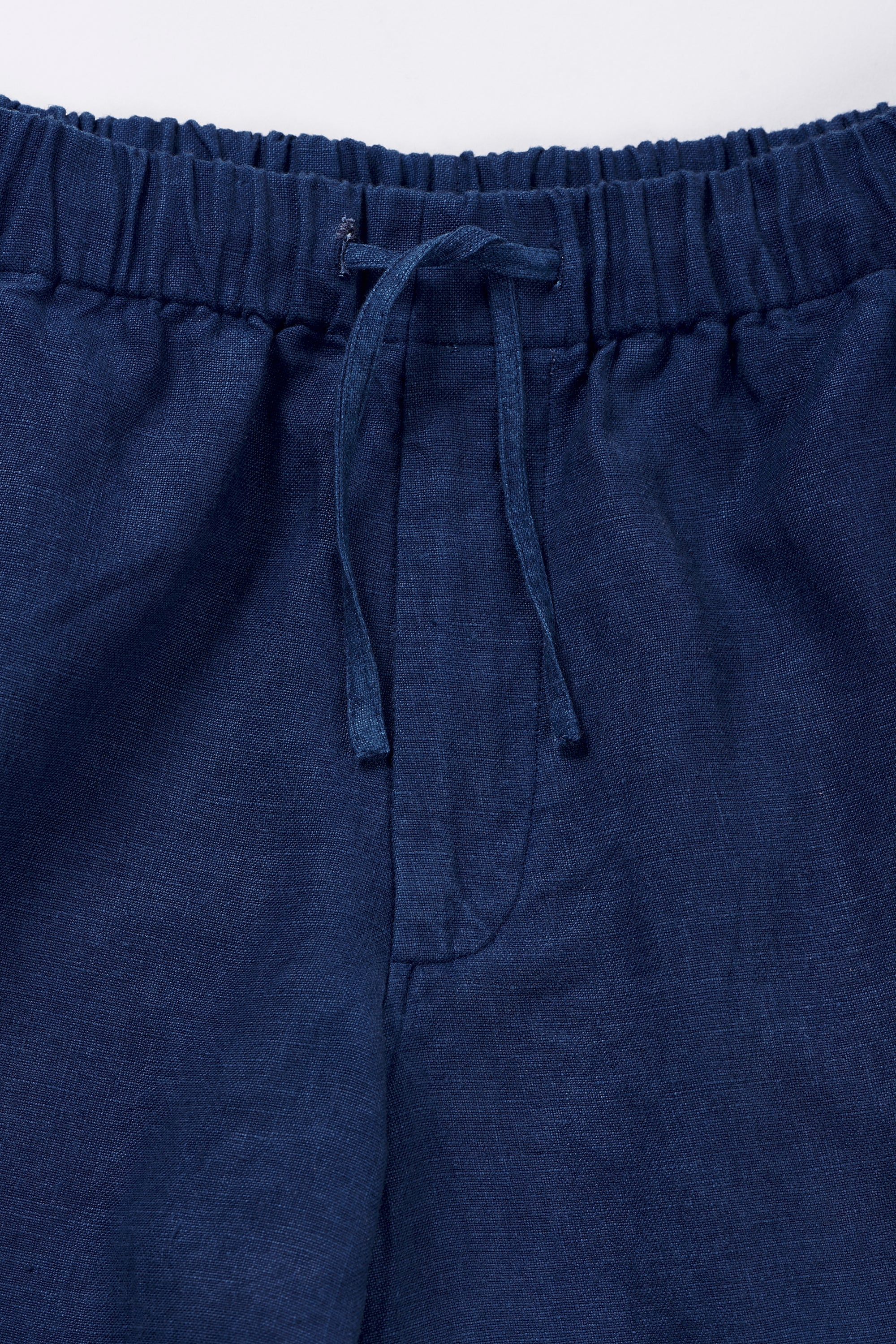 Linen Shorts in Medium Indigo