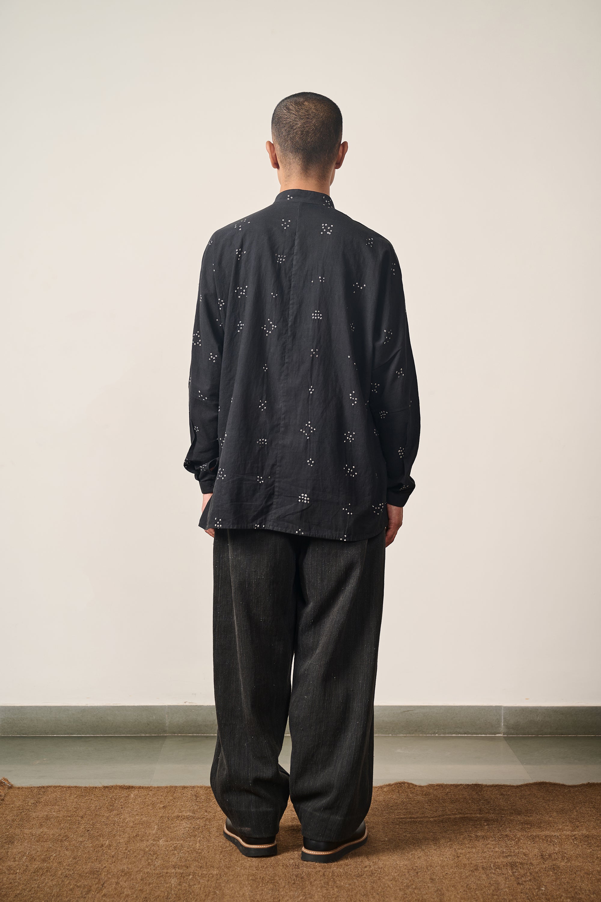BLACK FULL SLEEVE MENS SHIRT