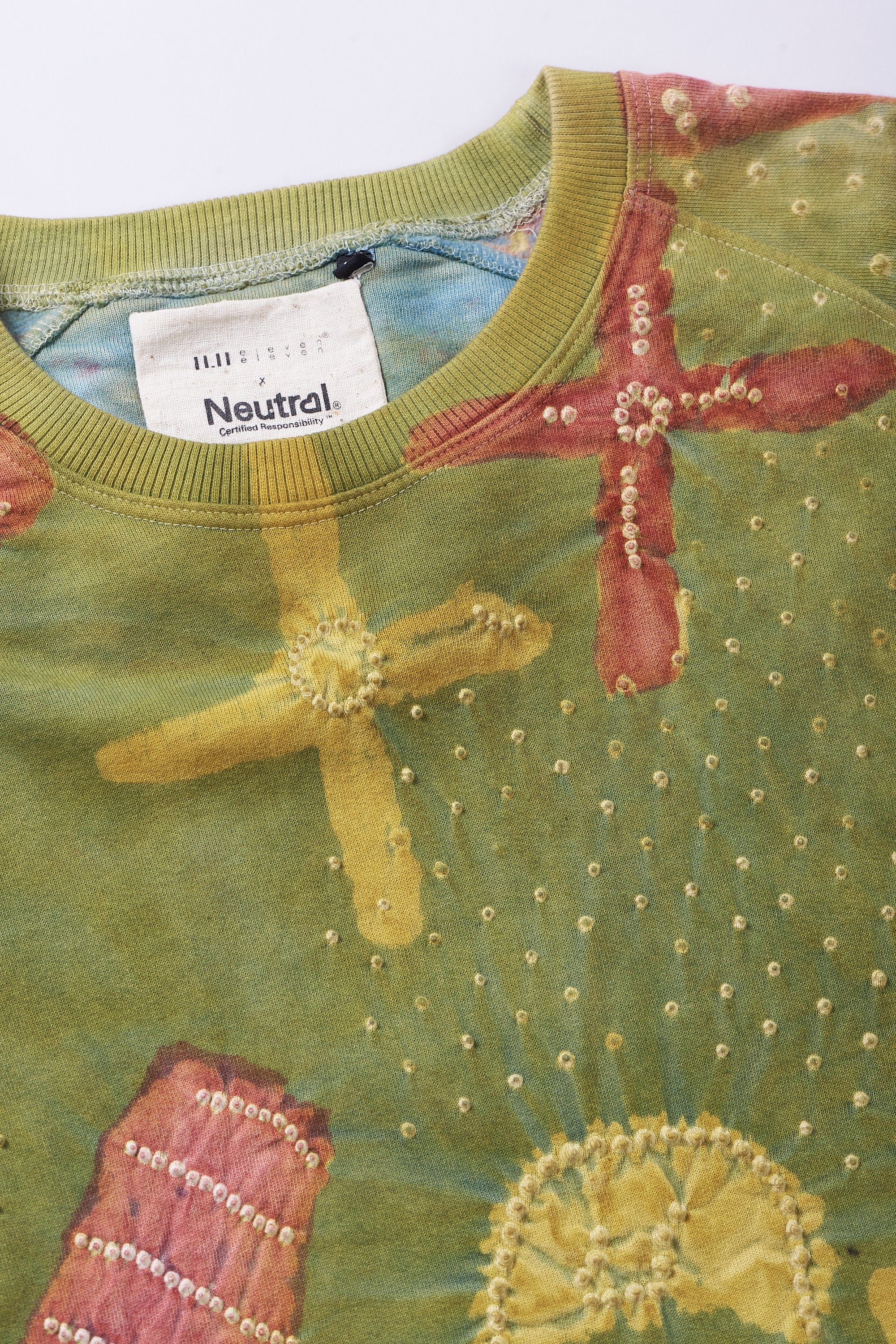 MULTICOLOUR HANDPAINTED SWEATSHIRT CRAFTED WITH BANDHANI