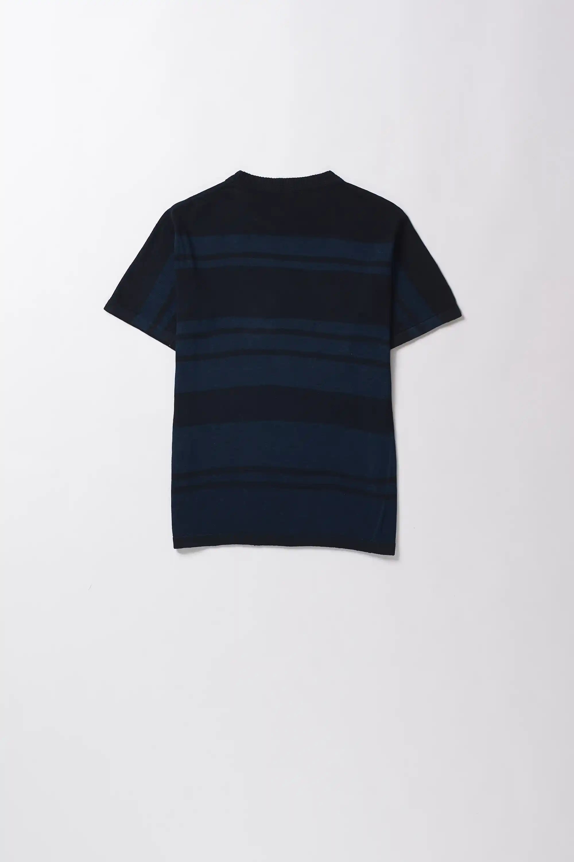 Black striped t-shirt