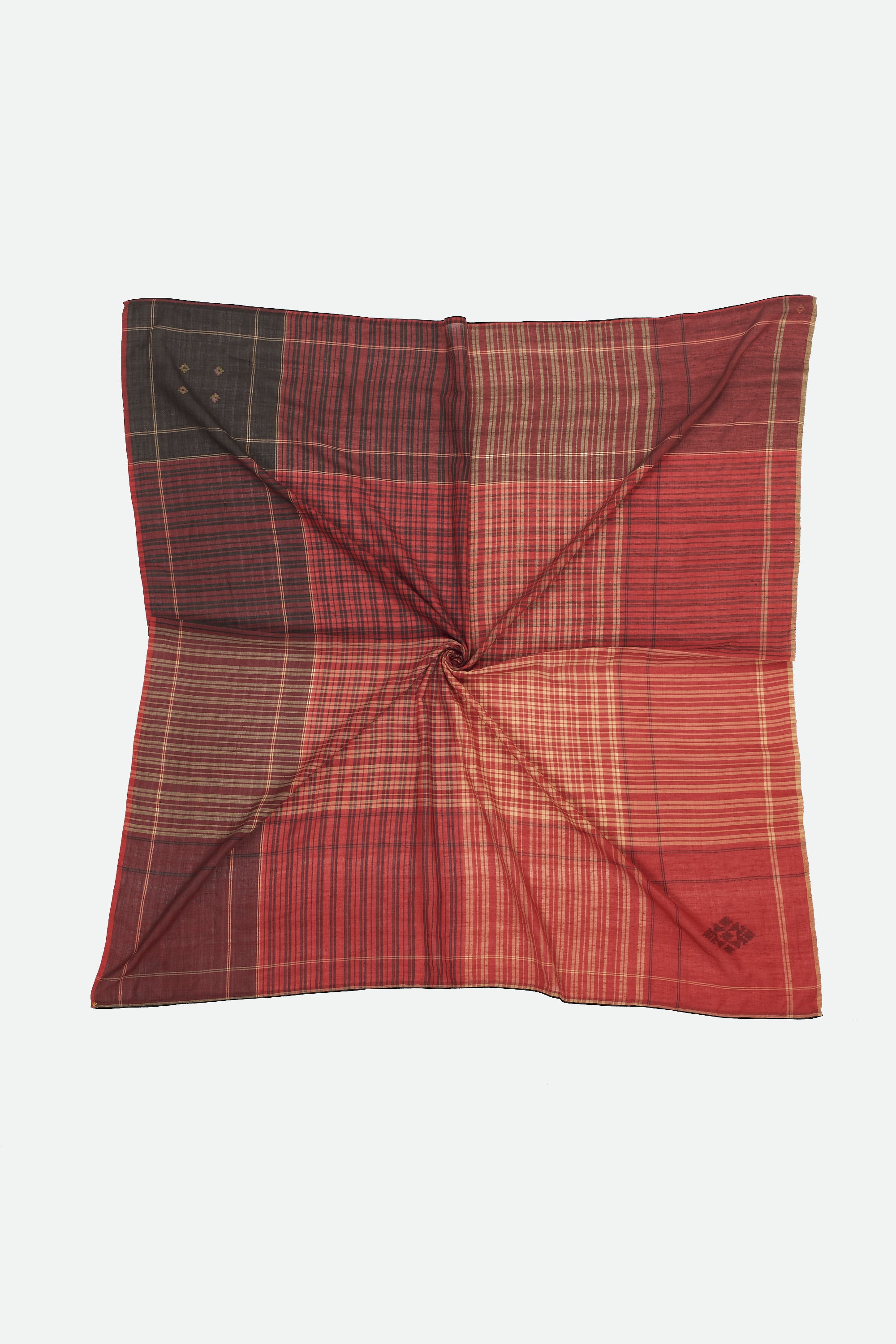 YARN DYED JAMDANI SCARF IN RED