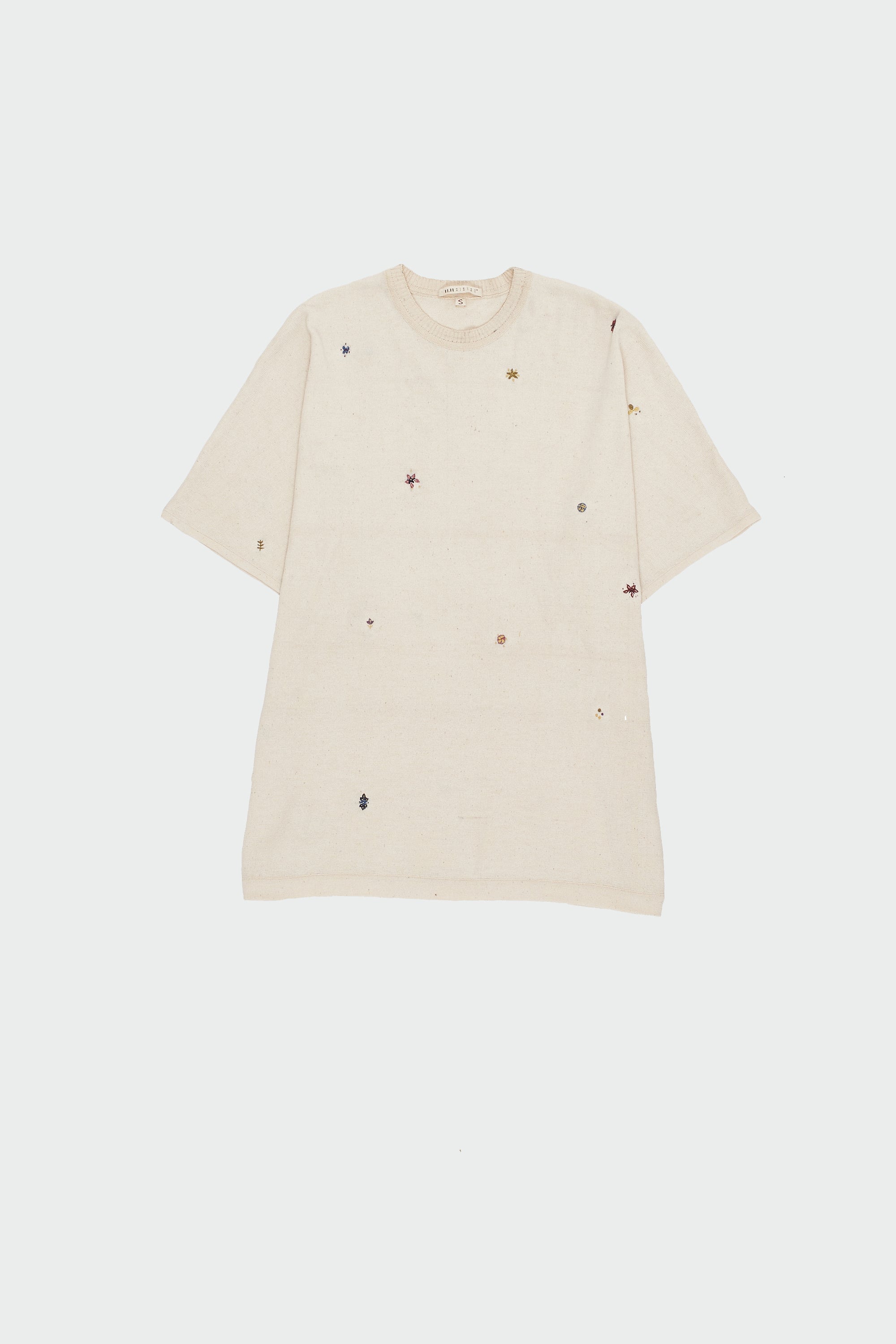 ECRU HAND EMBROIDERED T-SHIRT