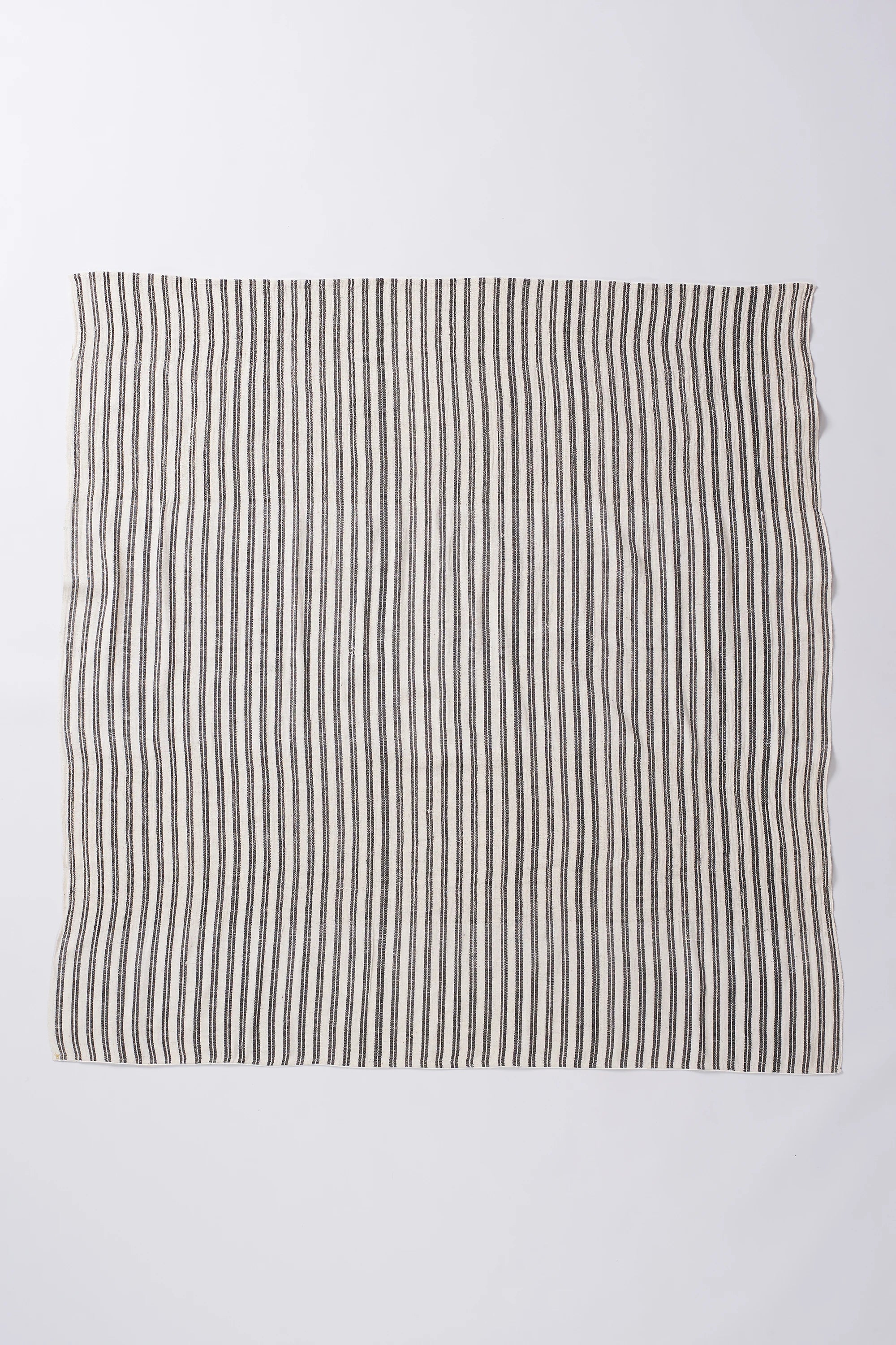 Yarn Dyed Sqaure Scarf in Charcoal