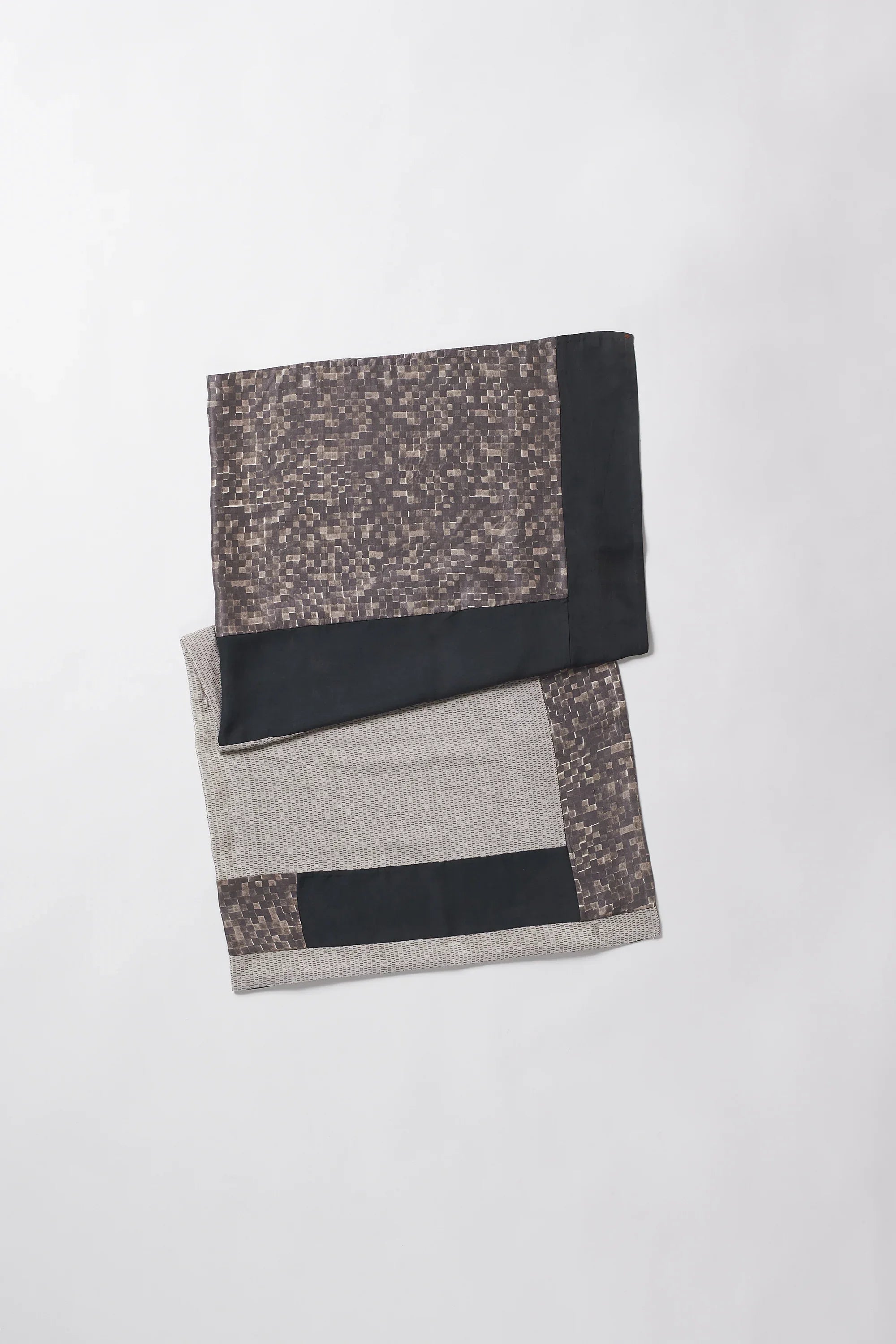 Square Scarf in Silk Patchwork