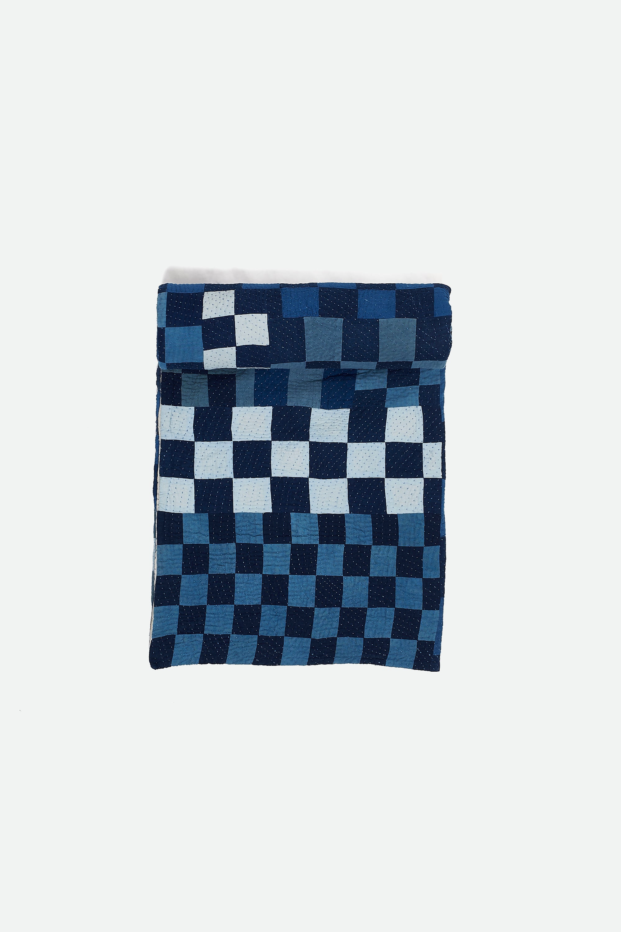 CHEQUERED PATCHWORK CUSHION IN SHADES OF INDIGO