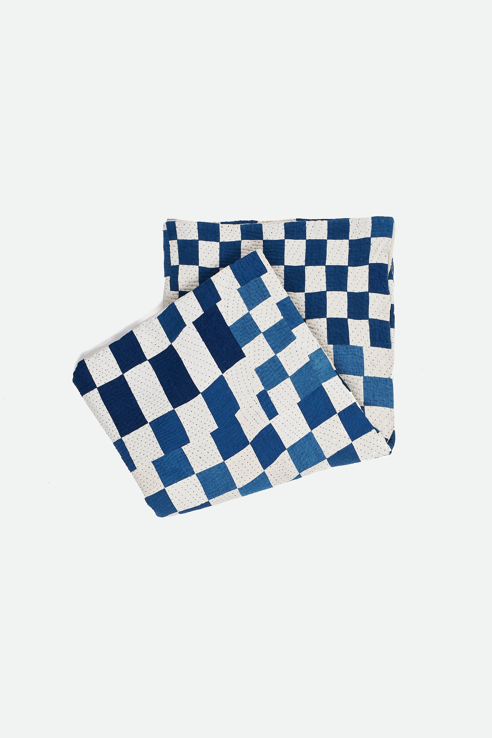 Chequered Patchwork Quilt in Shades of Ecru and Indigo
