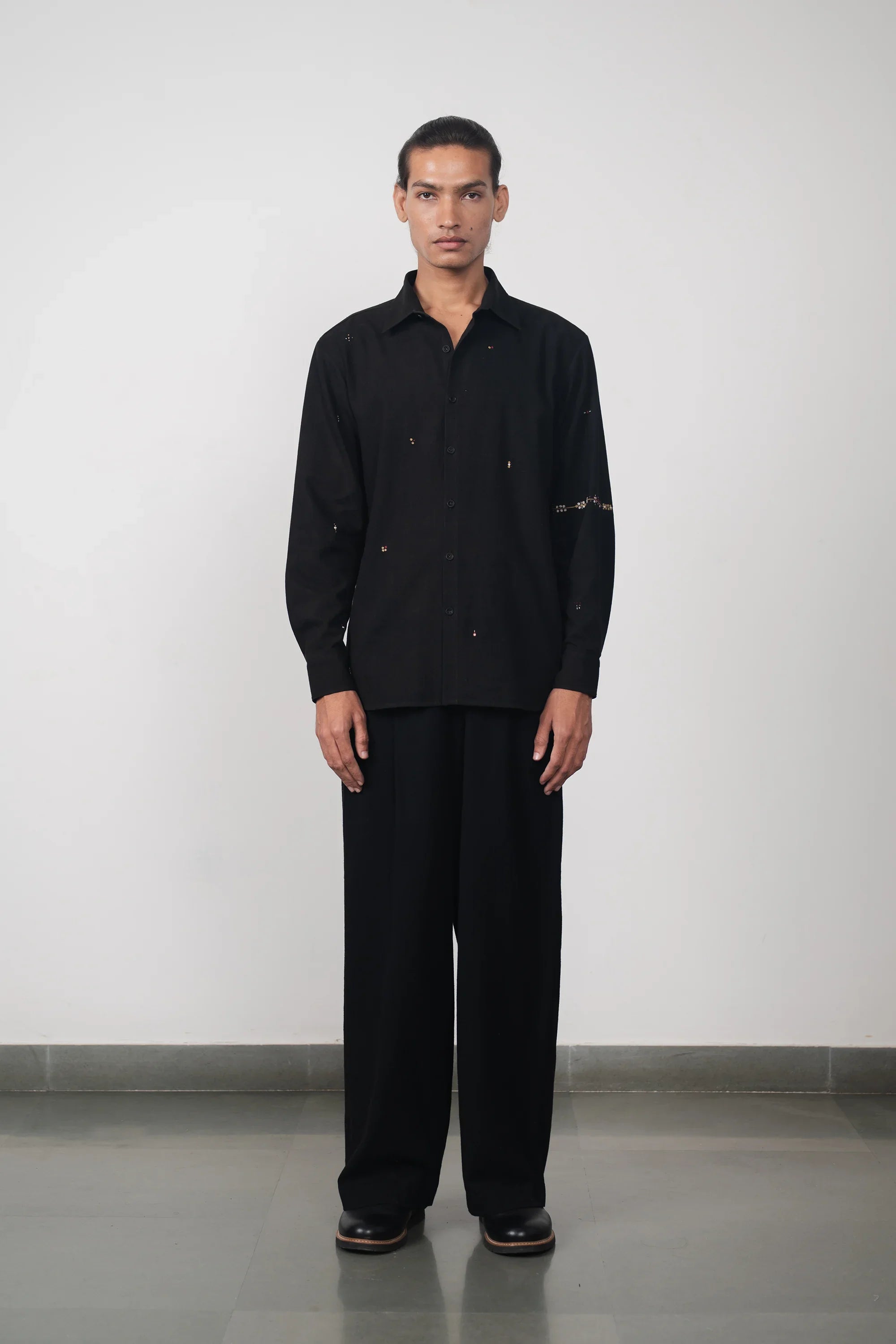 Relaxed Fit Embroidery Shirt