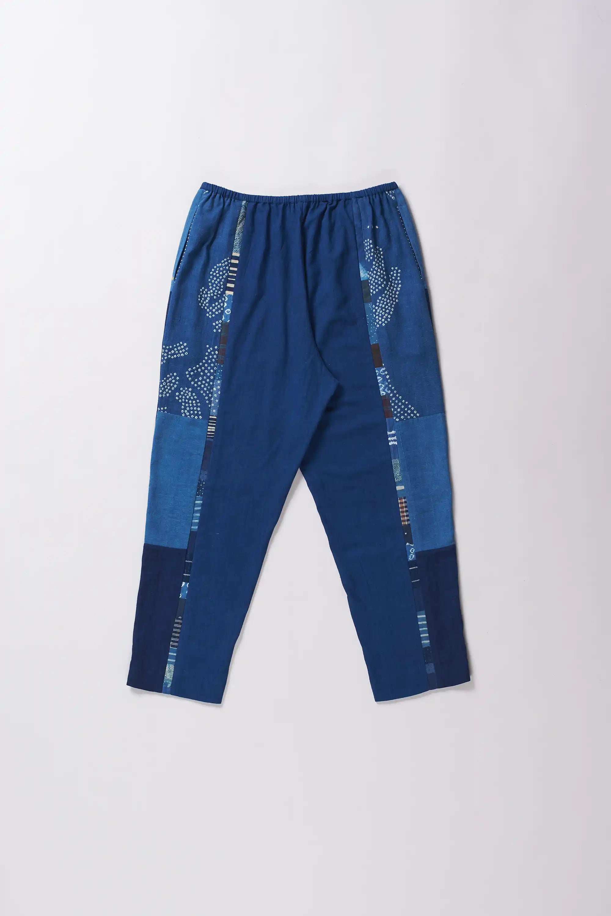 Cotton pant in medium indigo