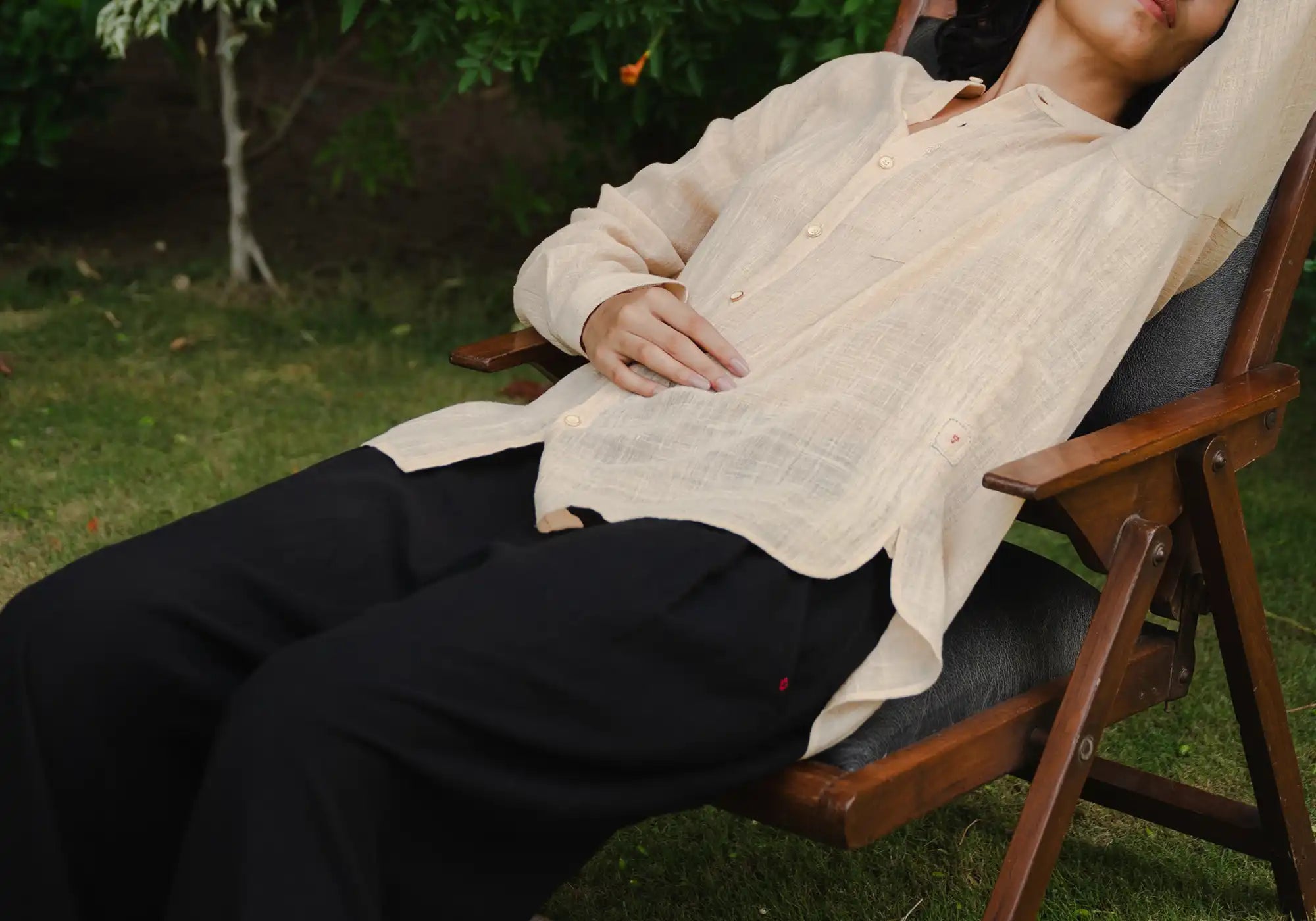 WOMEN SEE EVERYTHING