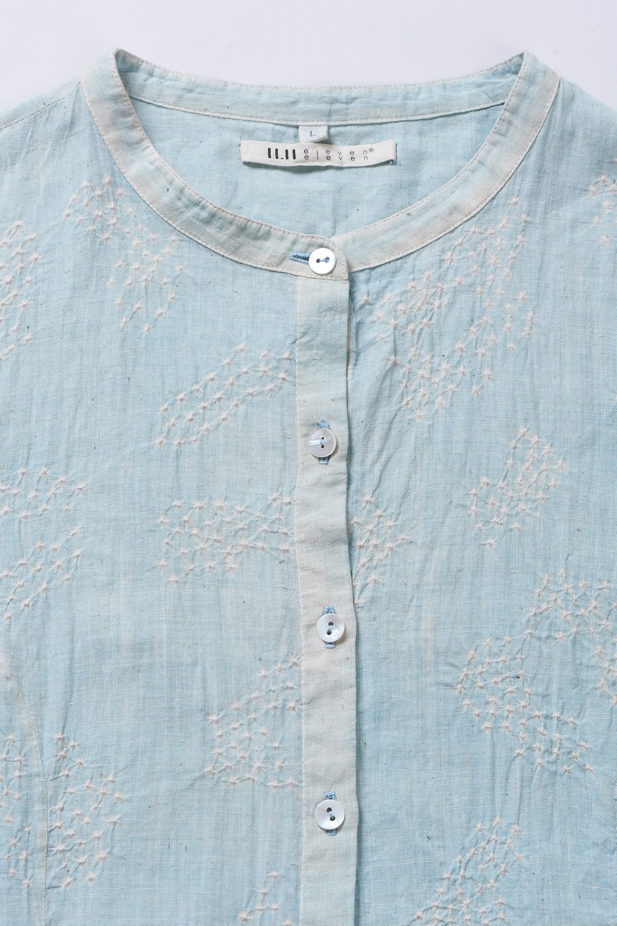 ORGANIC COTTON STRAIGHT FIT BANDHANI SHIRT IN SKY INDIGO