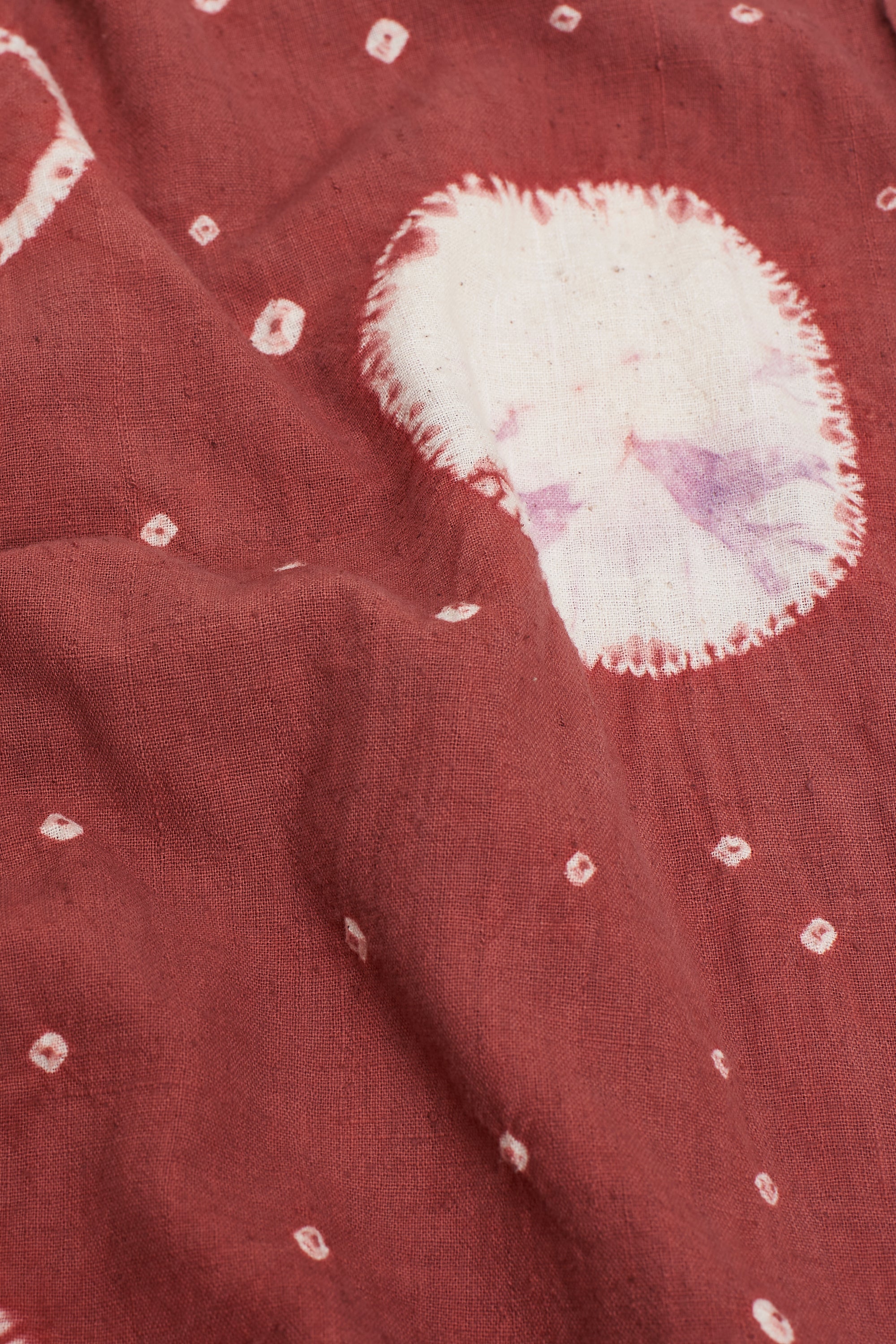 RELAXED FIT BAND COLLAR COTTON SHIRT CRAFTED WITH ALL-OVER SHIBORI MOTIFS