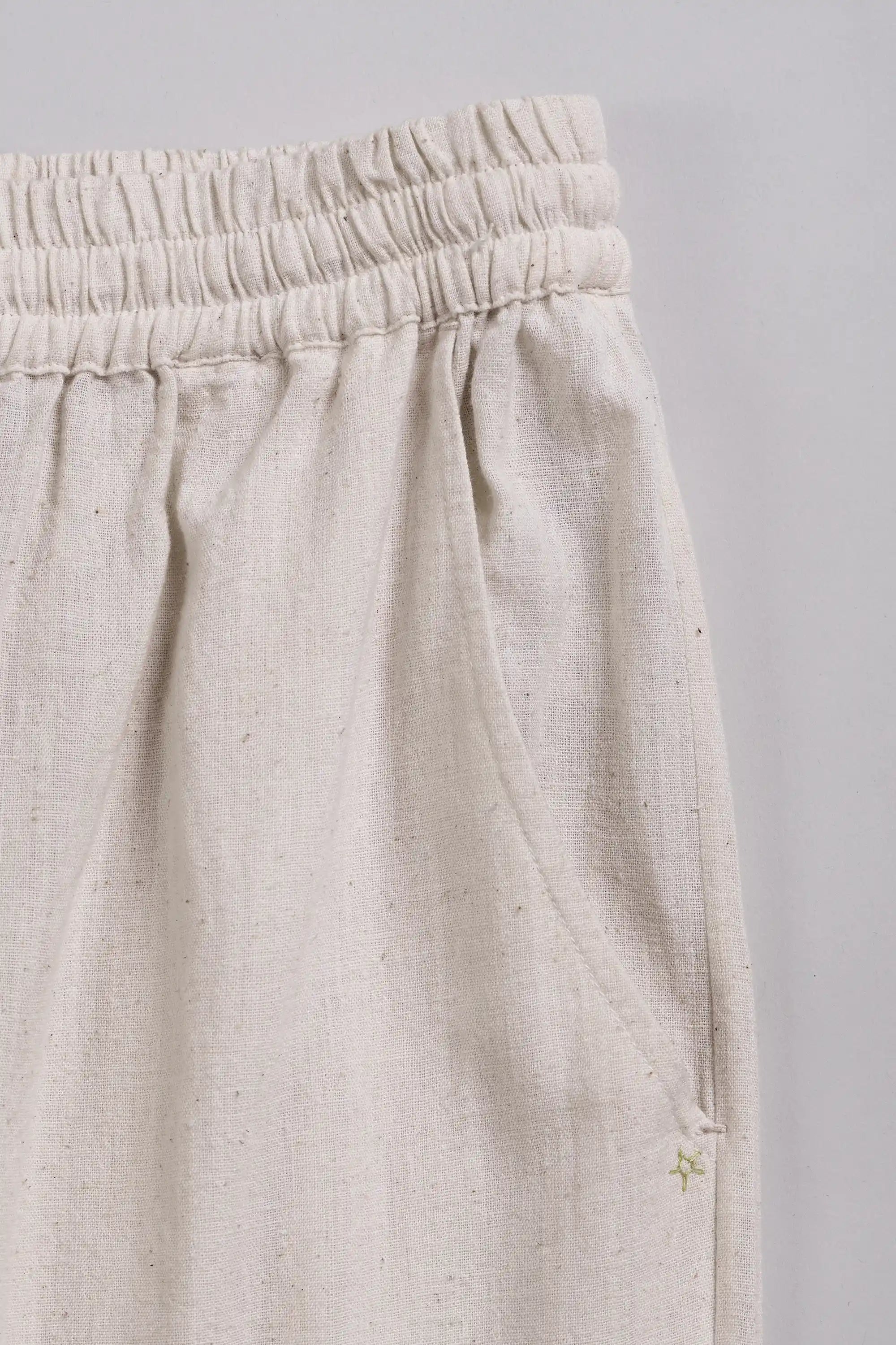 Side shot closeup with pocket