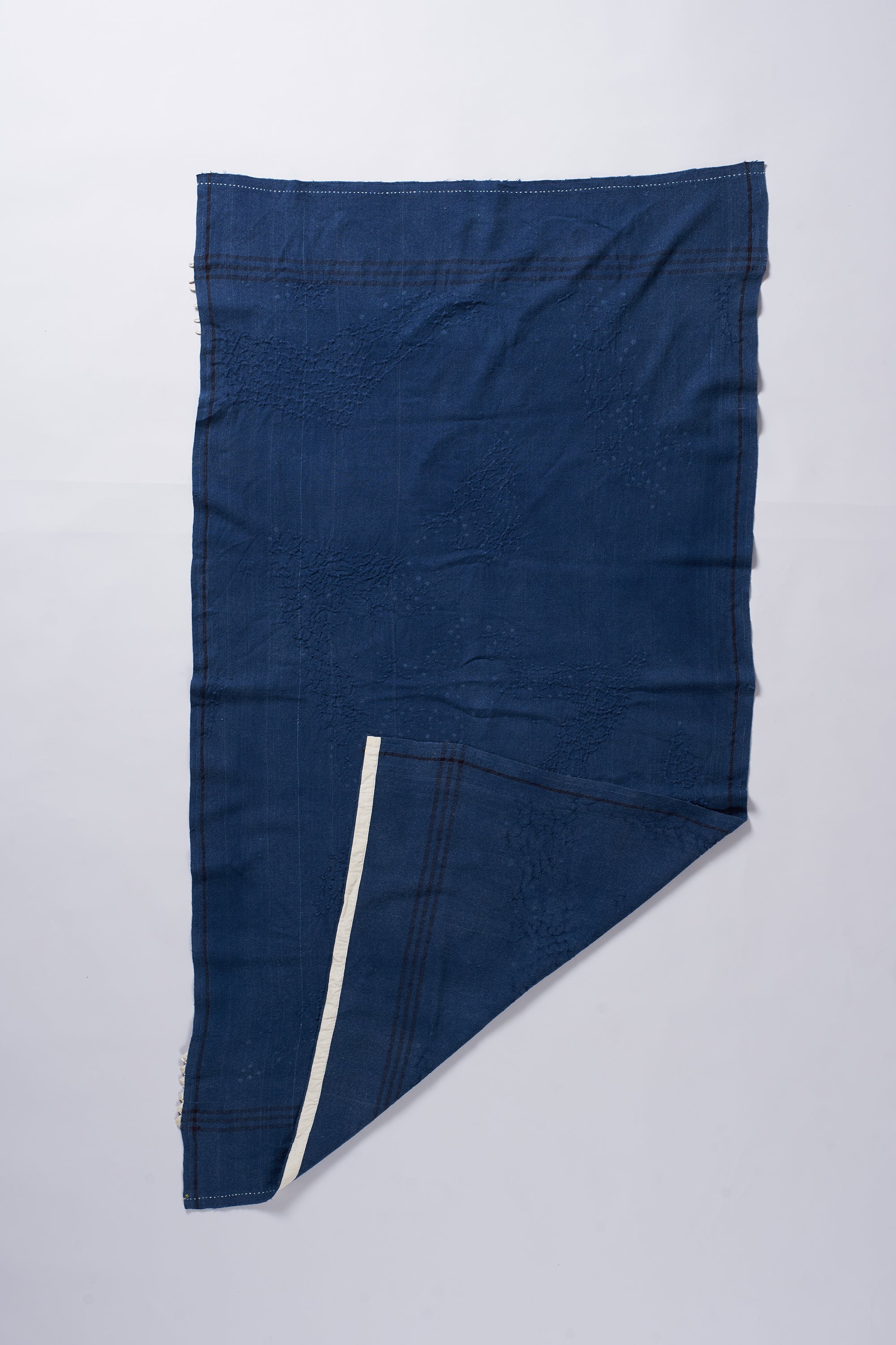 INDIGO WOOLEN SHAWL