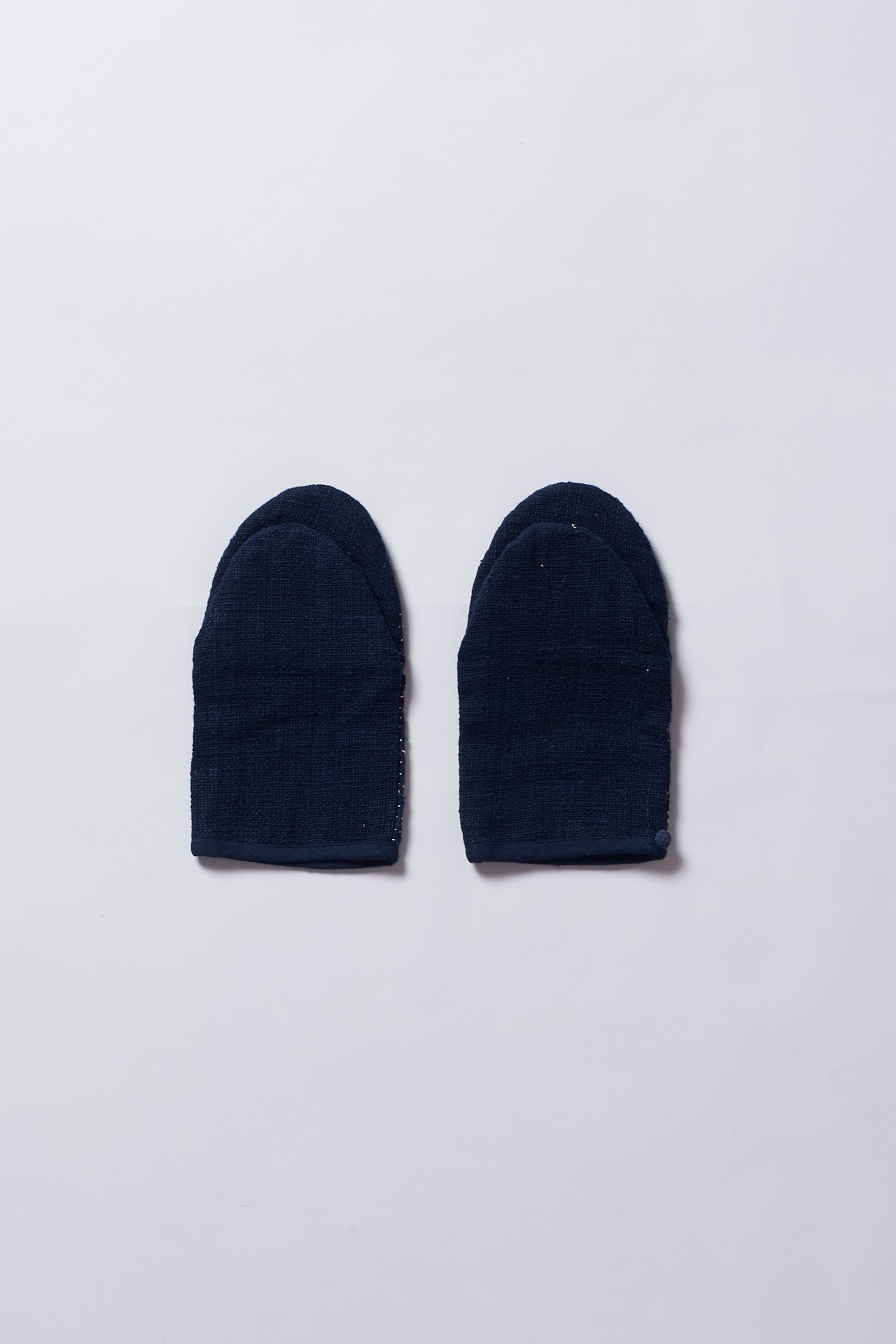 INDIGO PATCHWORK KITCHEN GLOVES