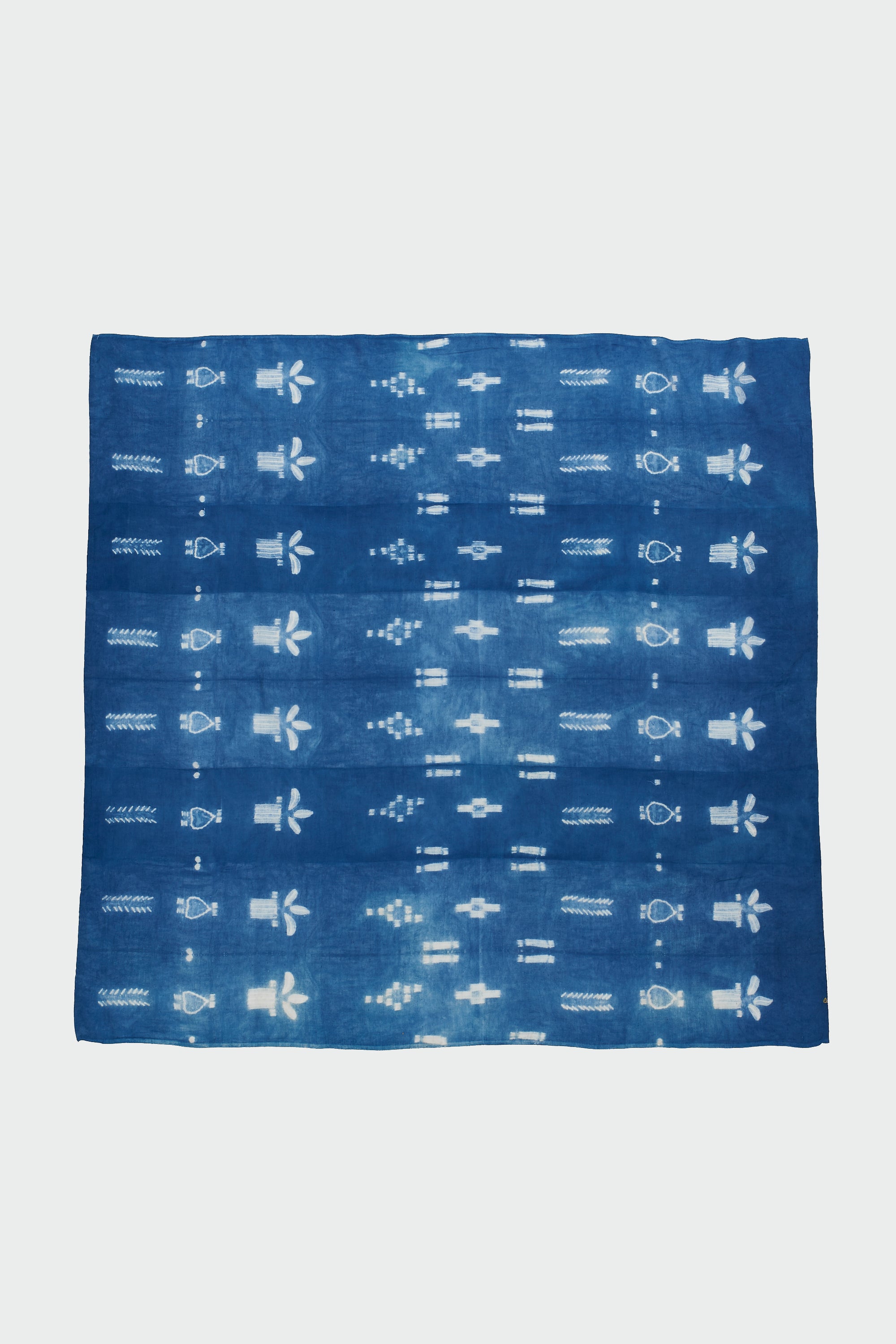 MEDIUM INDIGO COTTON SHIBORI SCARF