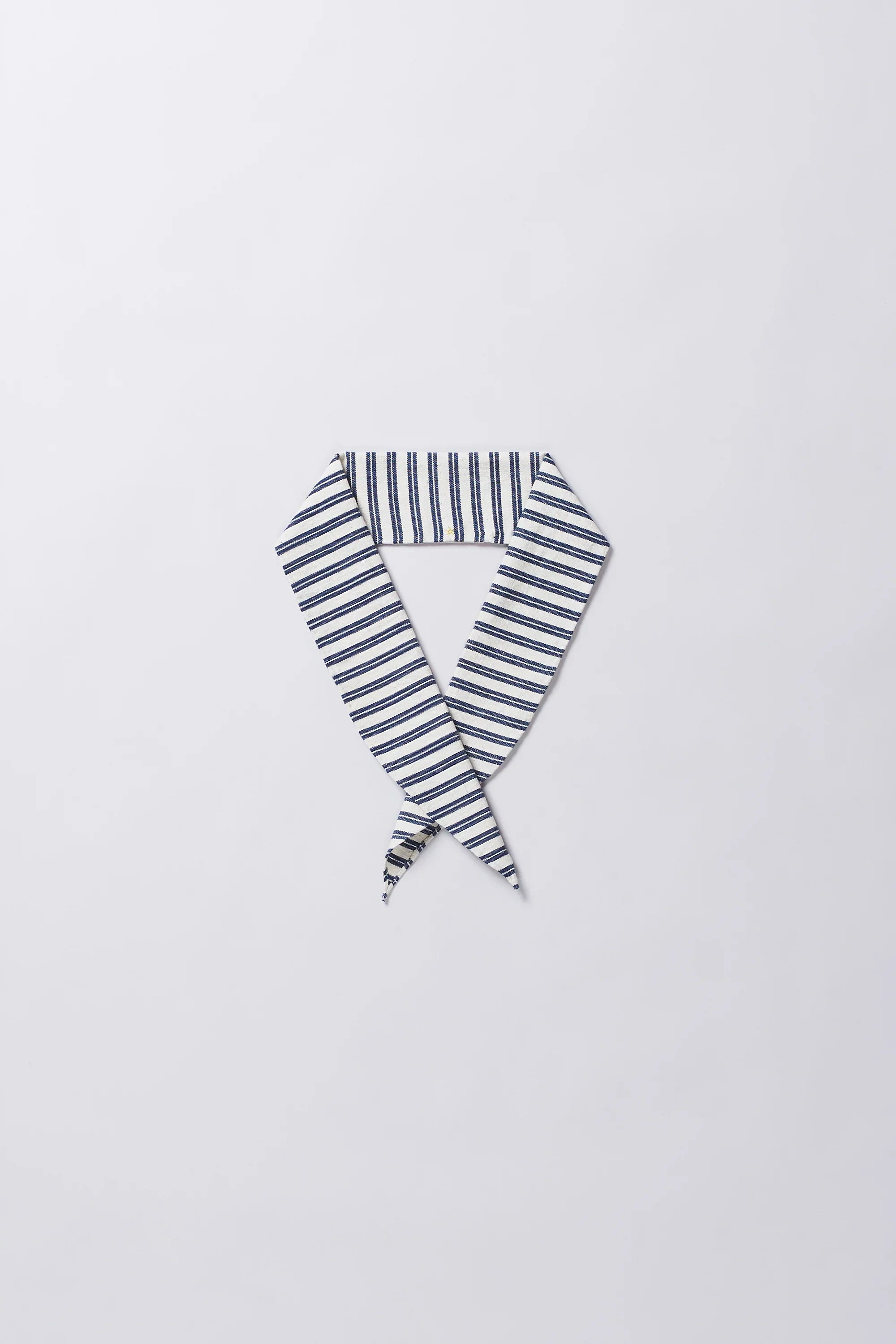 Yarn Dyed Bandana in Medium indigo