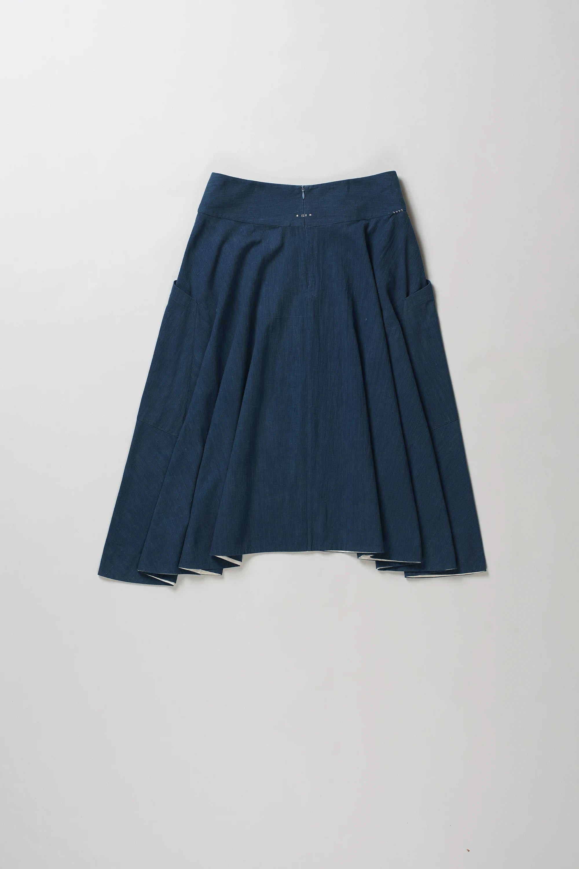 Light Volume Skirt in Space Blue