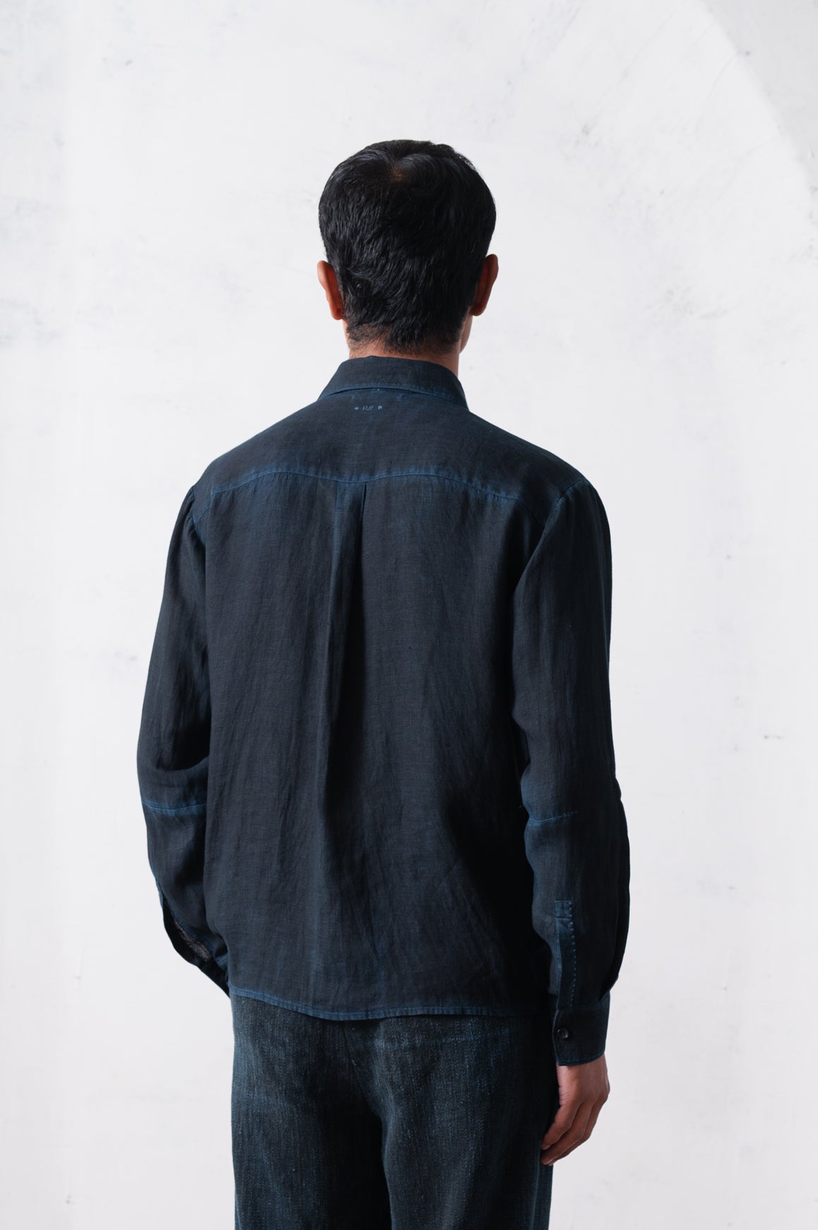 Black Breeze Relaxed Shirt