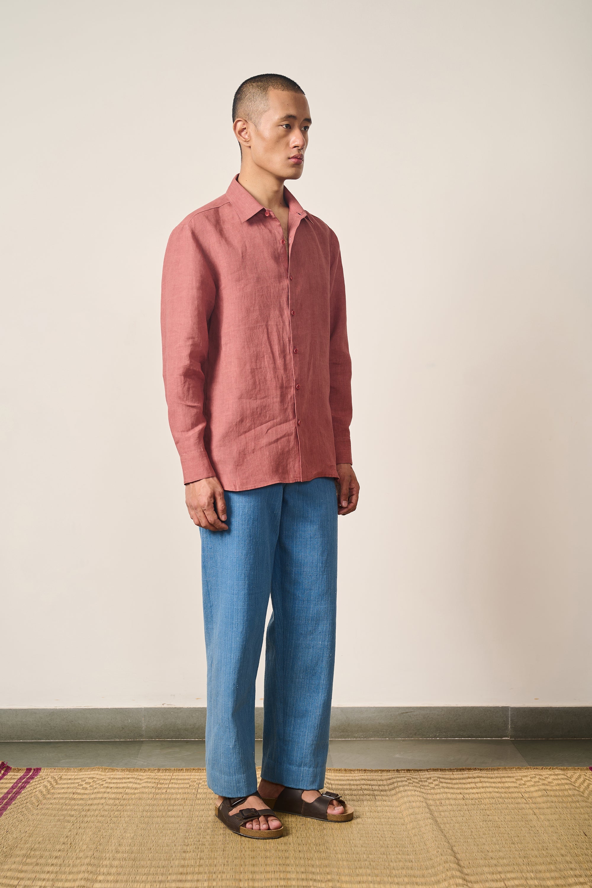 RELAXED FIT LINEN SHIRT IN ROUGH PINK