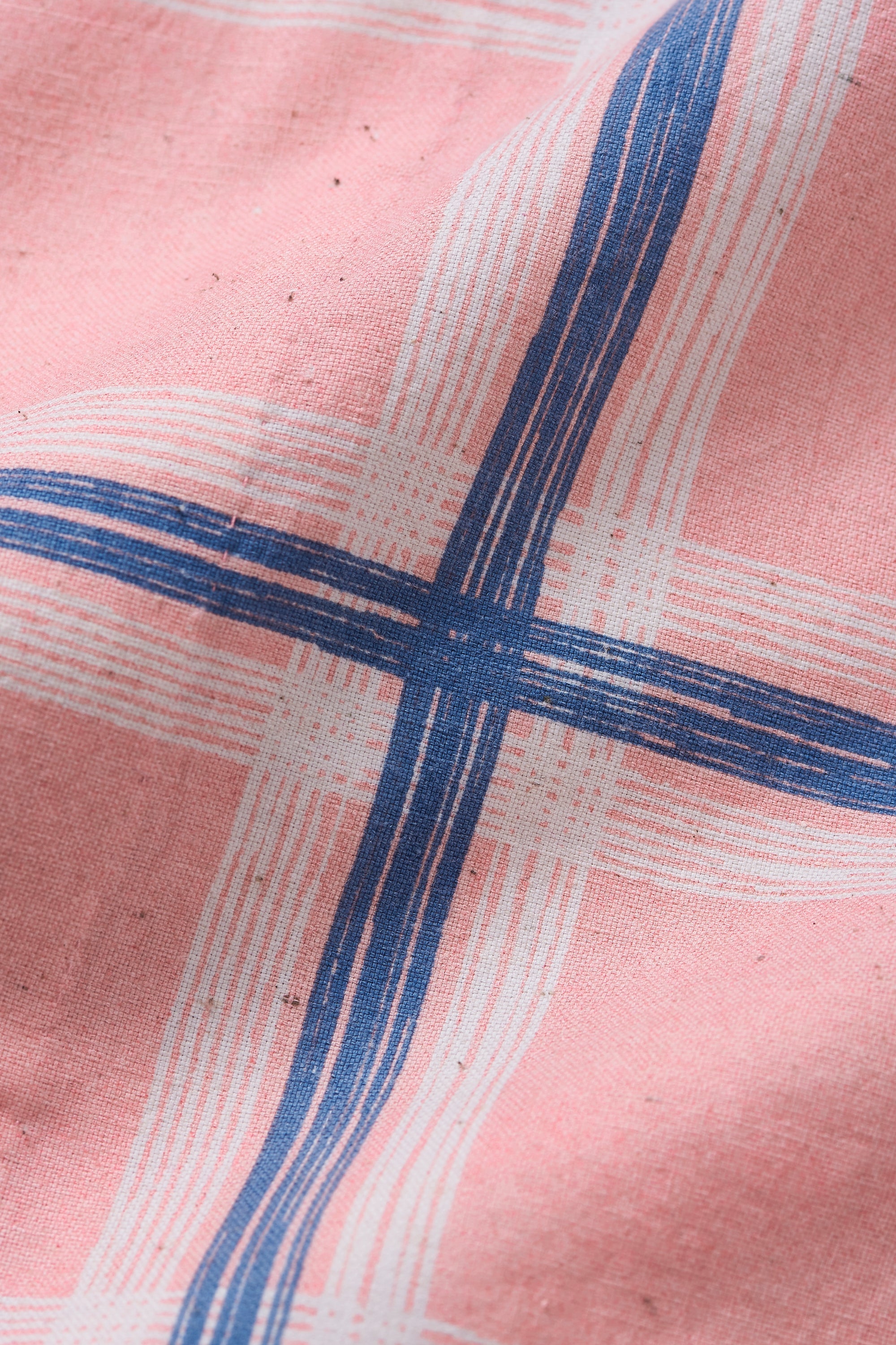 MULTICOLOURED CHECKED SHIRTS