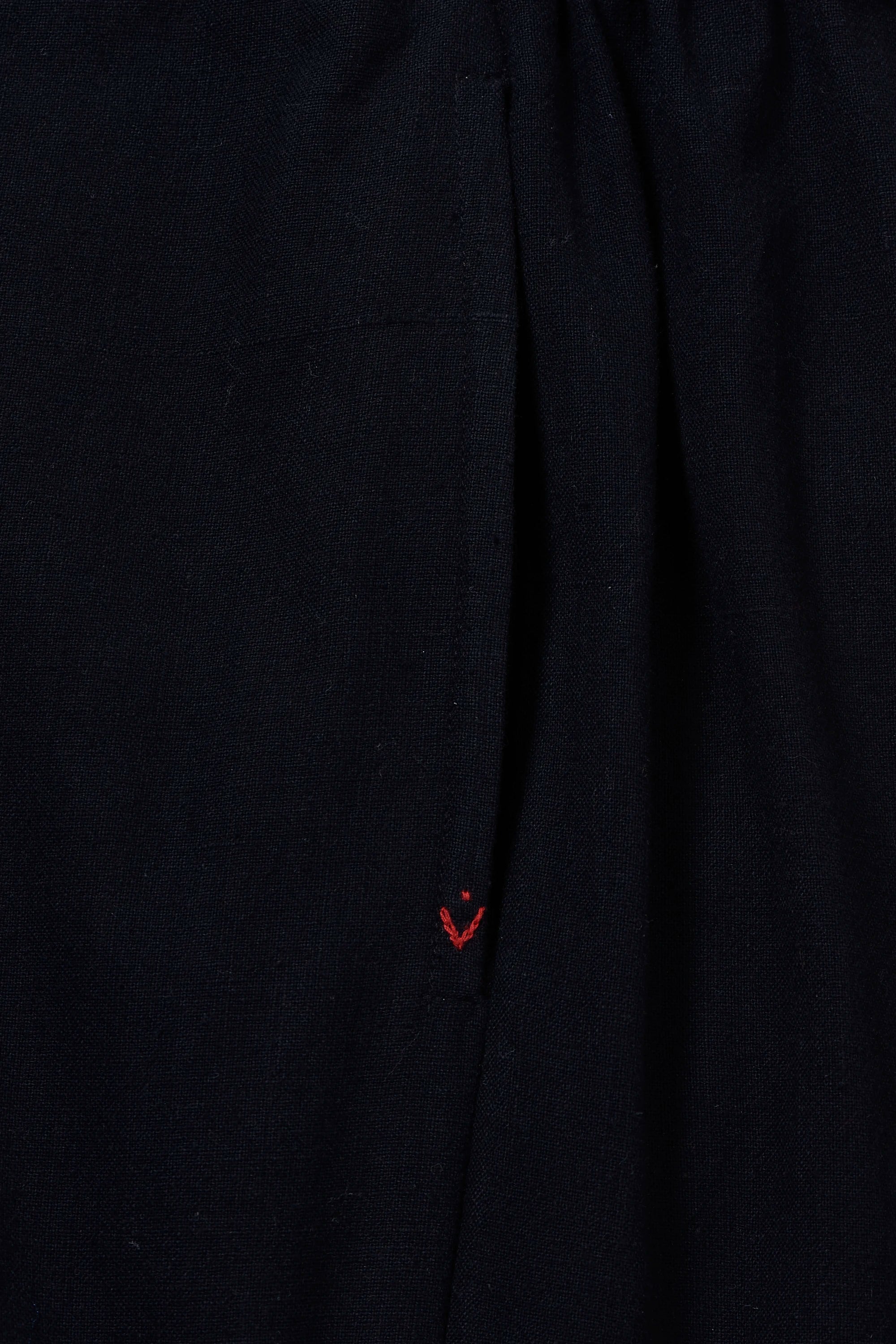 TAPERED FIT TROUSERS IN BLACK
