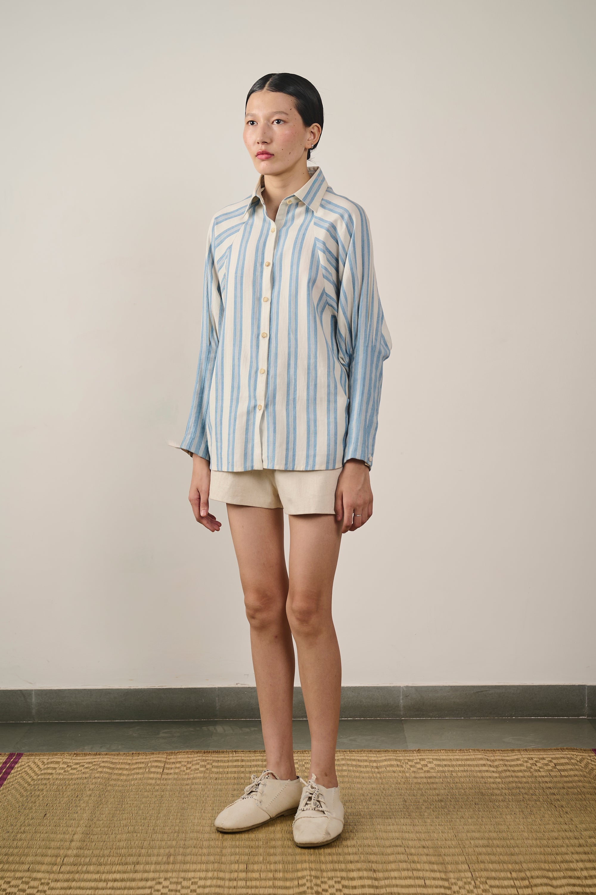 STRIPED RAGLAN SLEEVE SHIRT