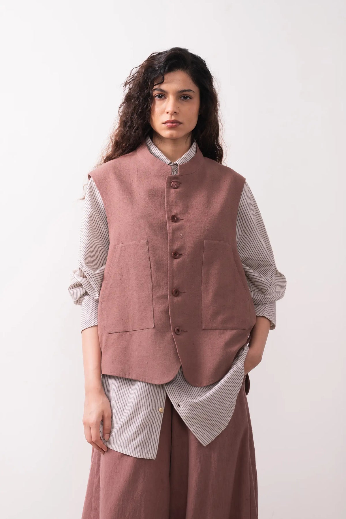 Relaxed Fit Vest in Dusky Mauve