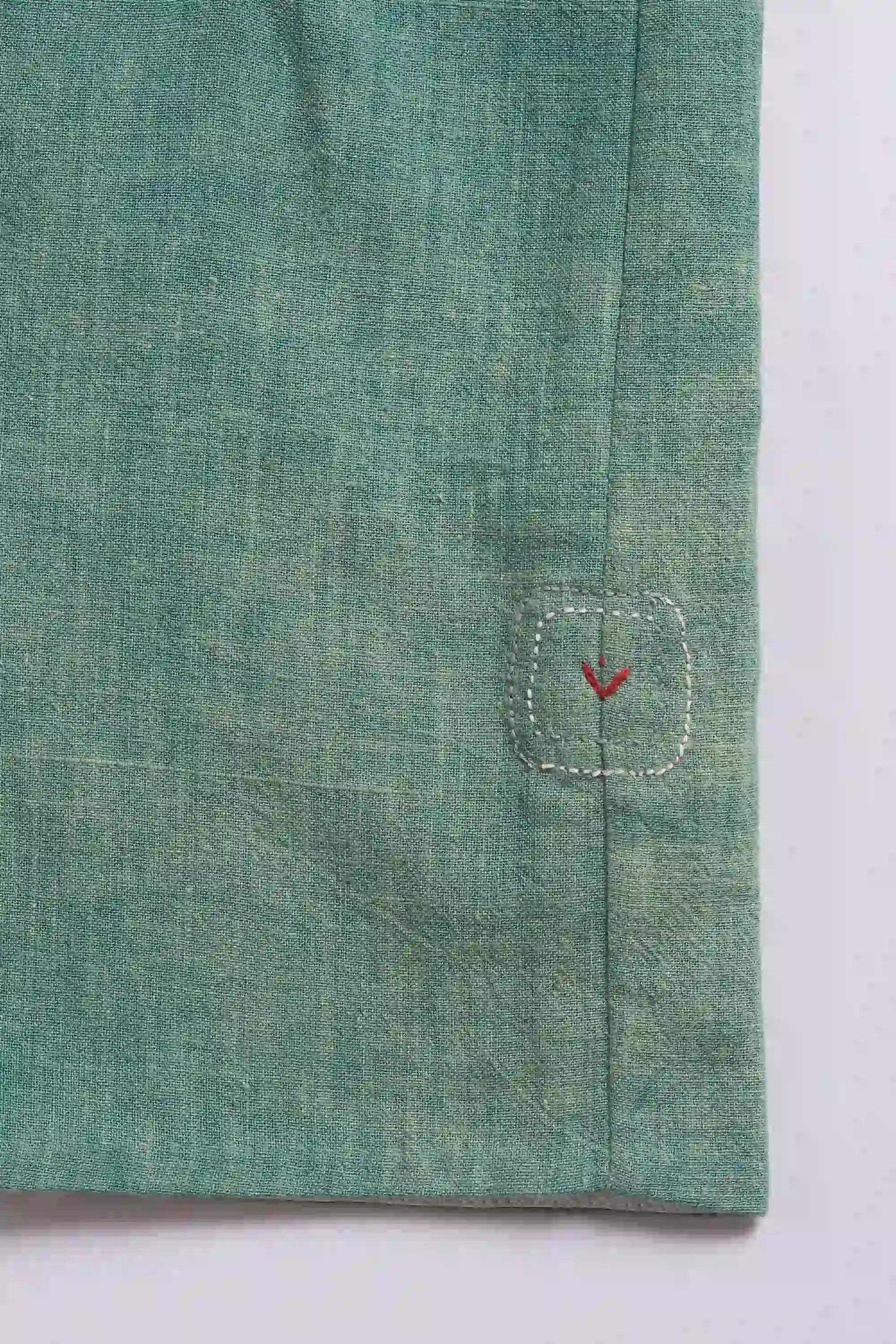 Macca Shirt in Turf Green