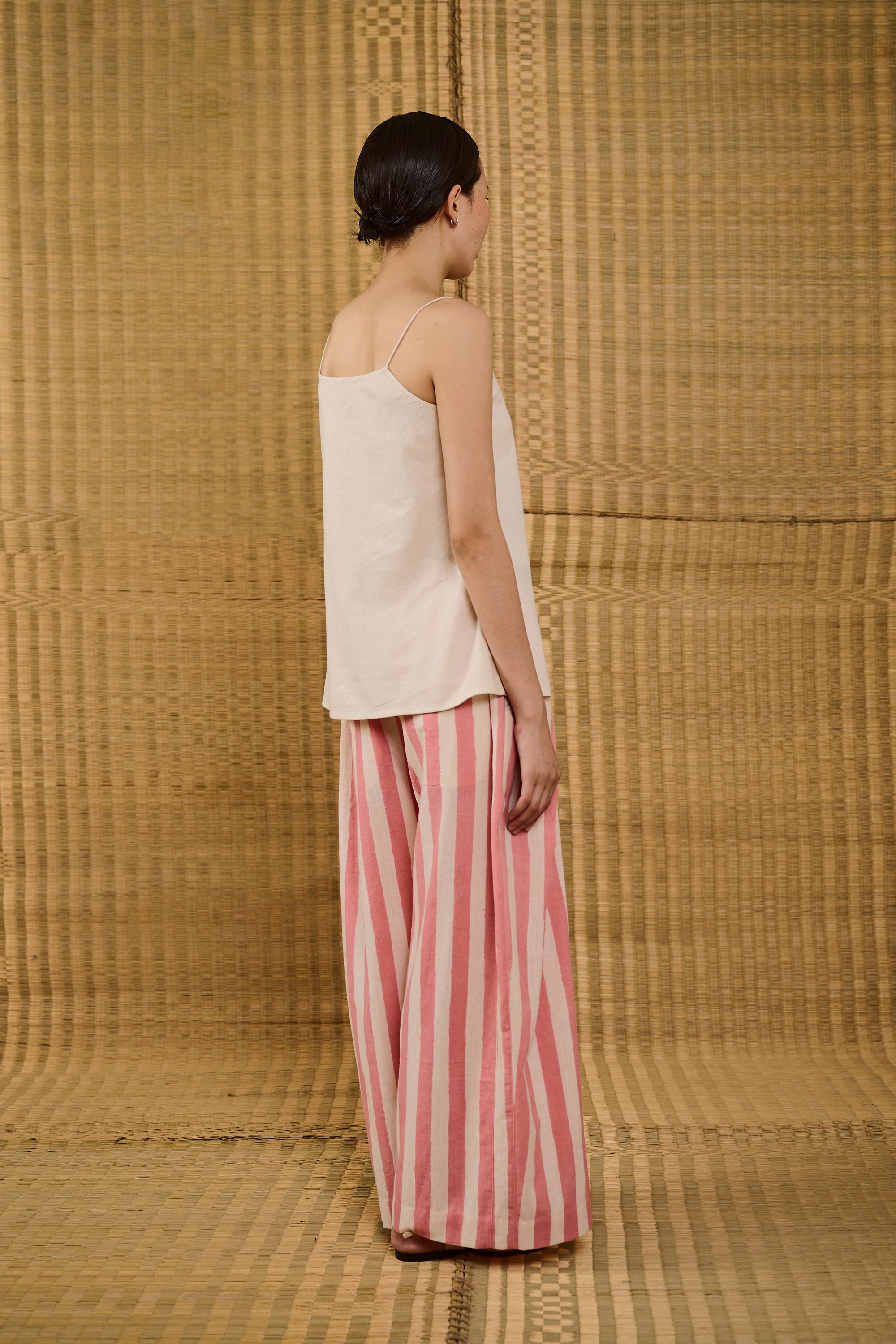 OVERLAP PLEAT TROUSERS IN SCREEN PRINT