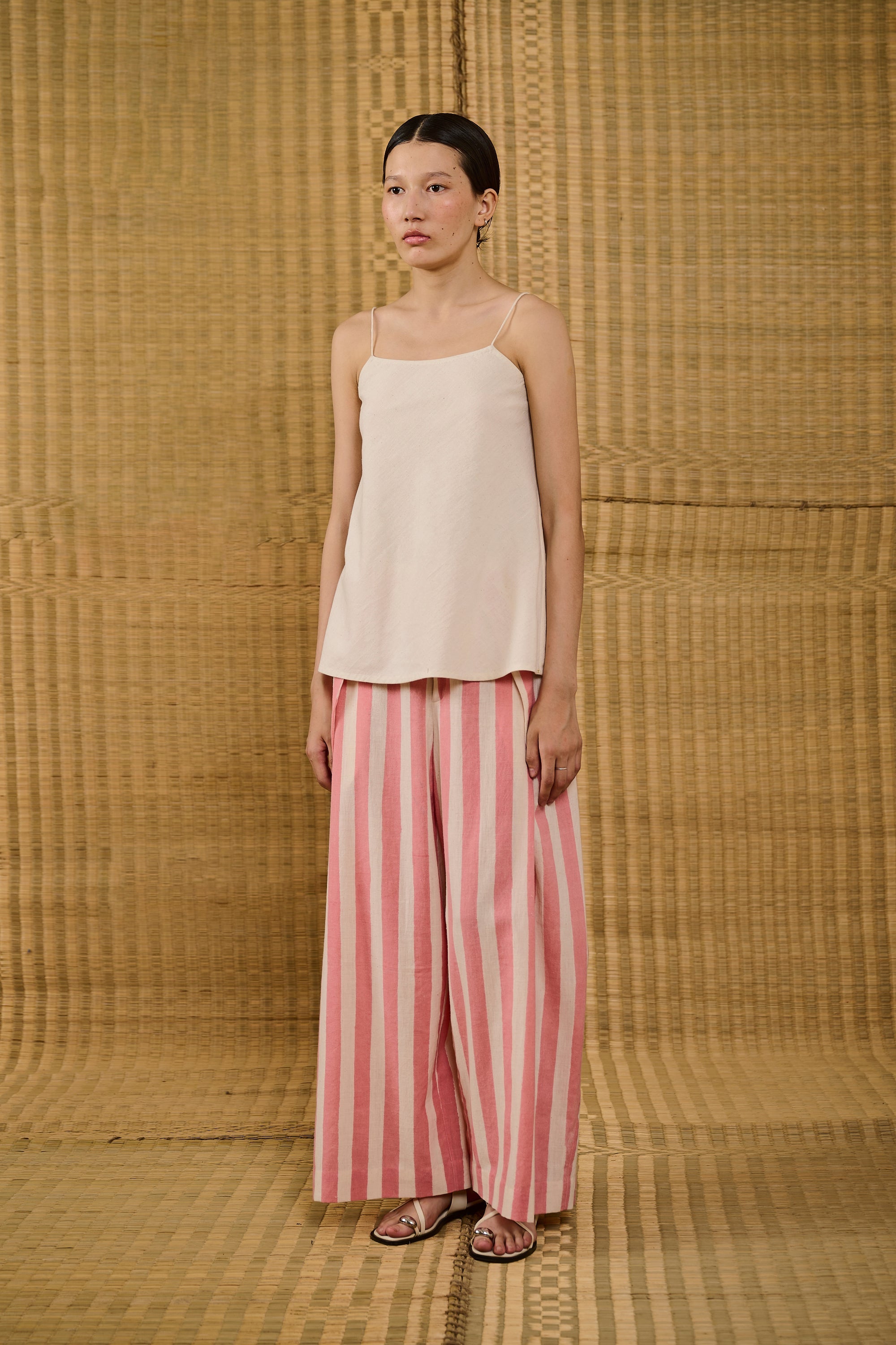 OVERLAP PLEAT TROUSERS IN SCREEN PRINT