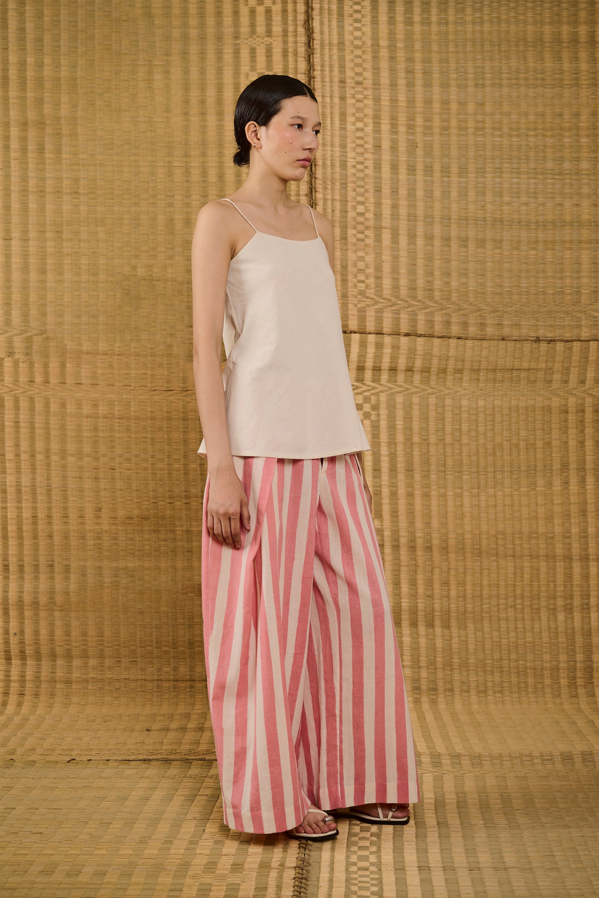OVERLAP PLEAT TROUSERS IN SCREEN PRINT