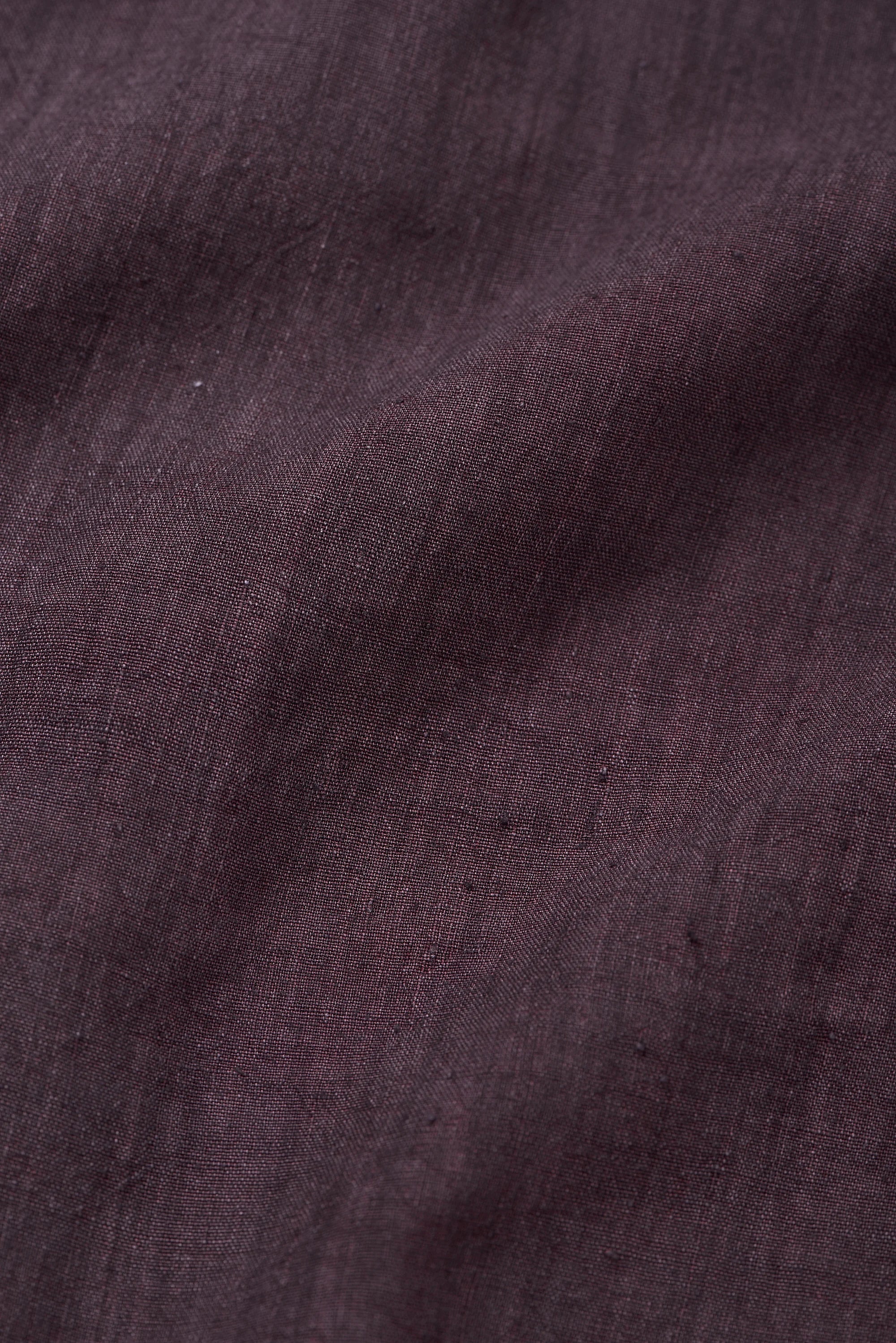 Linen Shirt in Purple Red