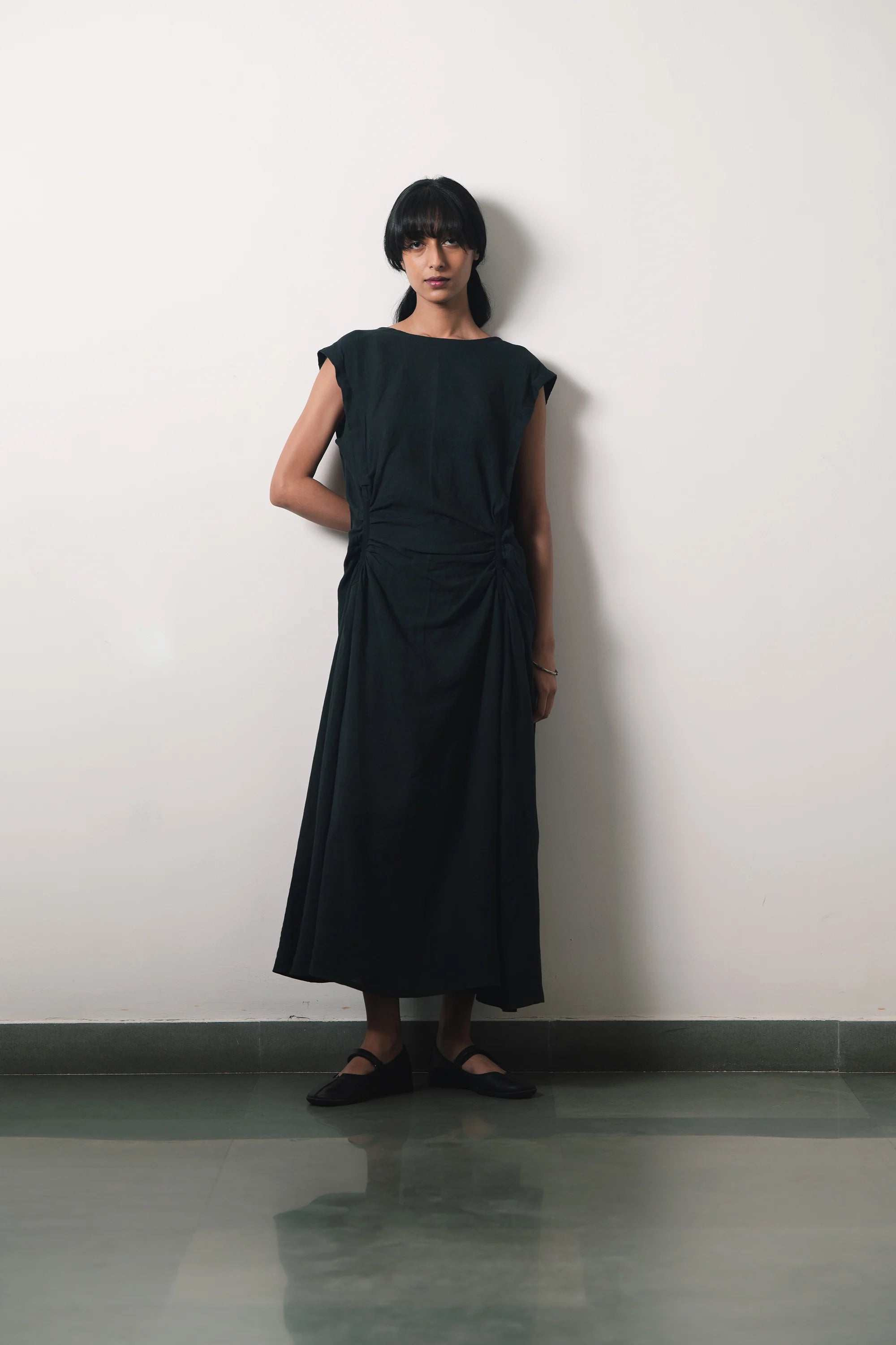 Sleeveless Ruched Dress in Black