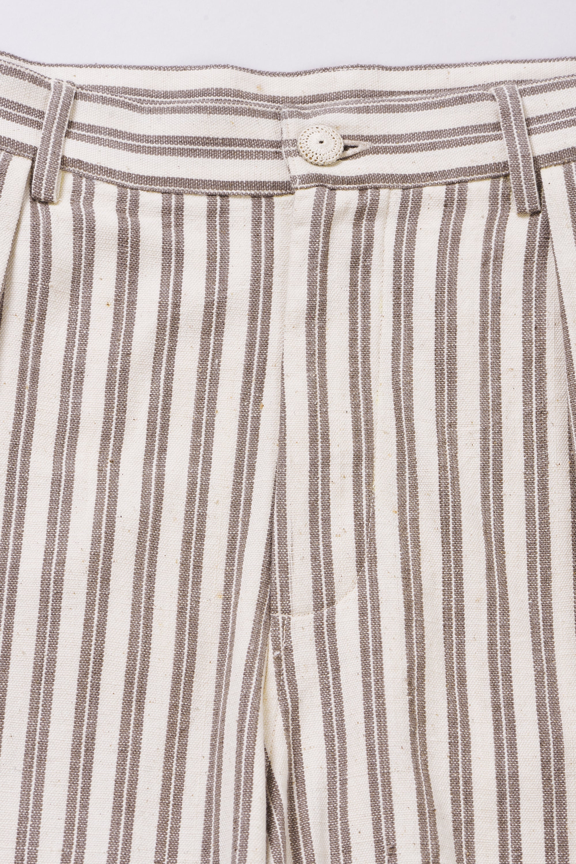 YARN DYED COTTON PLEATED TROUSER