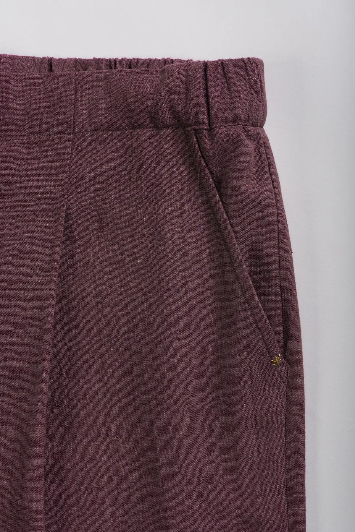 Ulride Pants in Purple Red